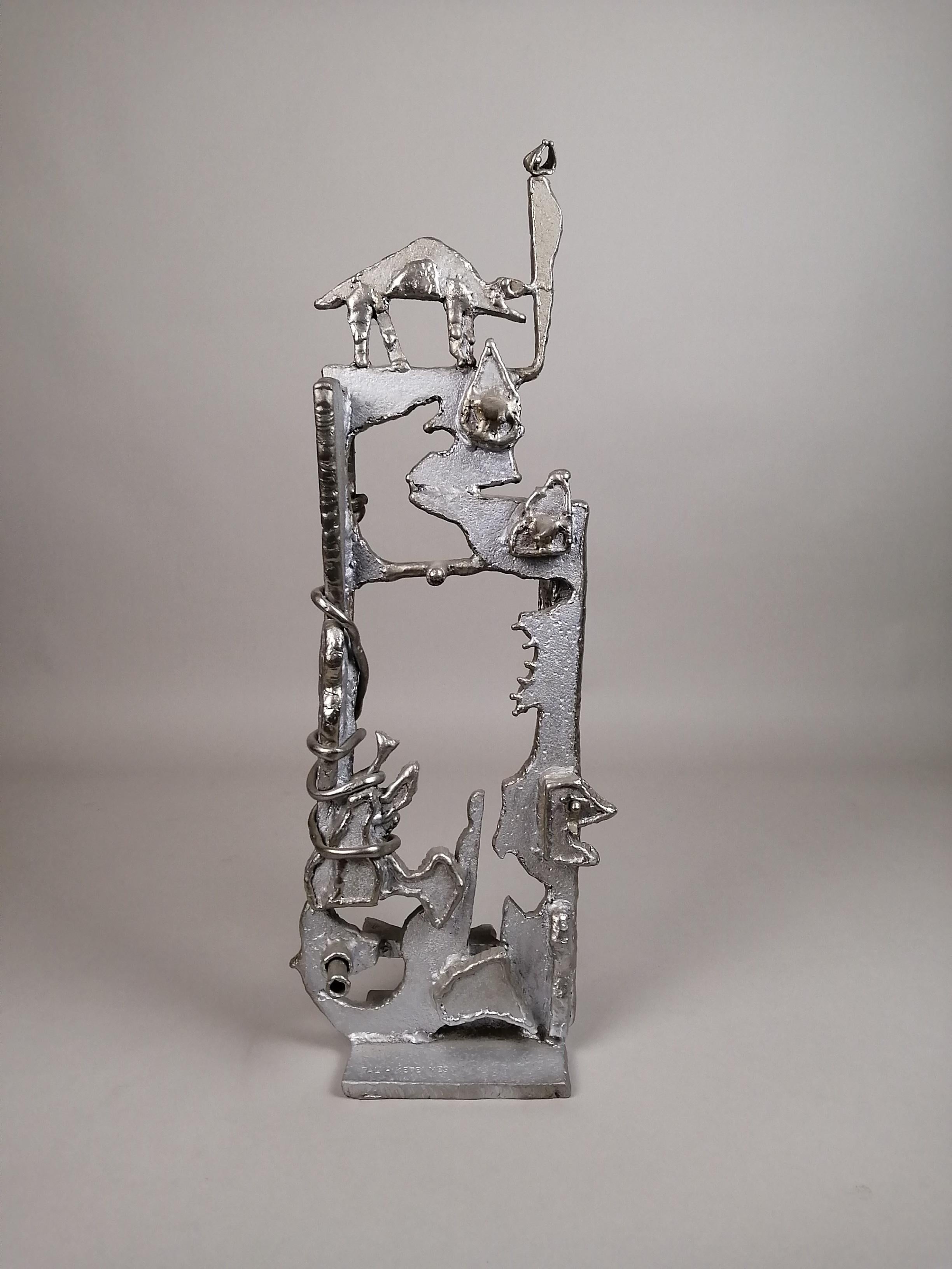 Very rare Brutalist steel sculpture by Pal Kepenyes. Signed on base.

A sculptor from Hungary who was nationalized Mexican, Pal Kepenyes resided in Acapulco where he had a studio. In his sculptures we can appreciate romantic, ludic and social