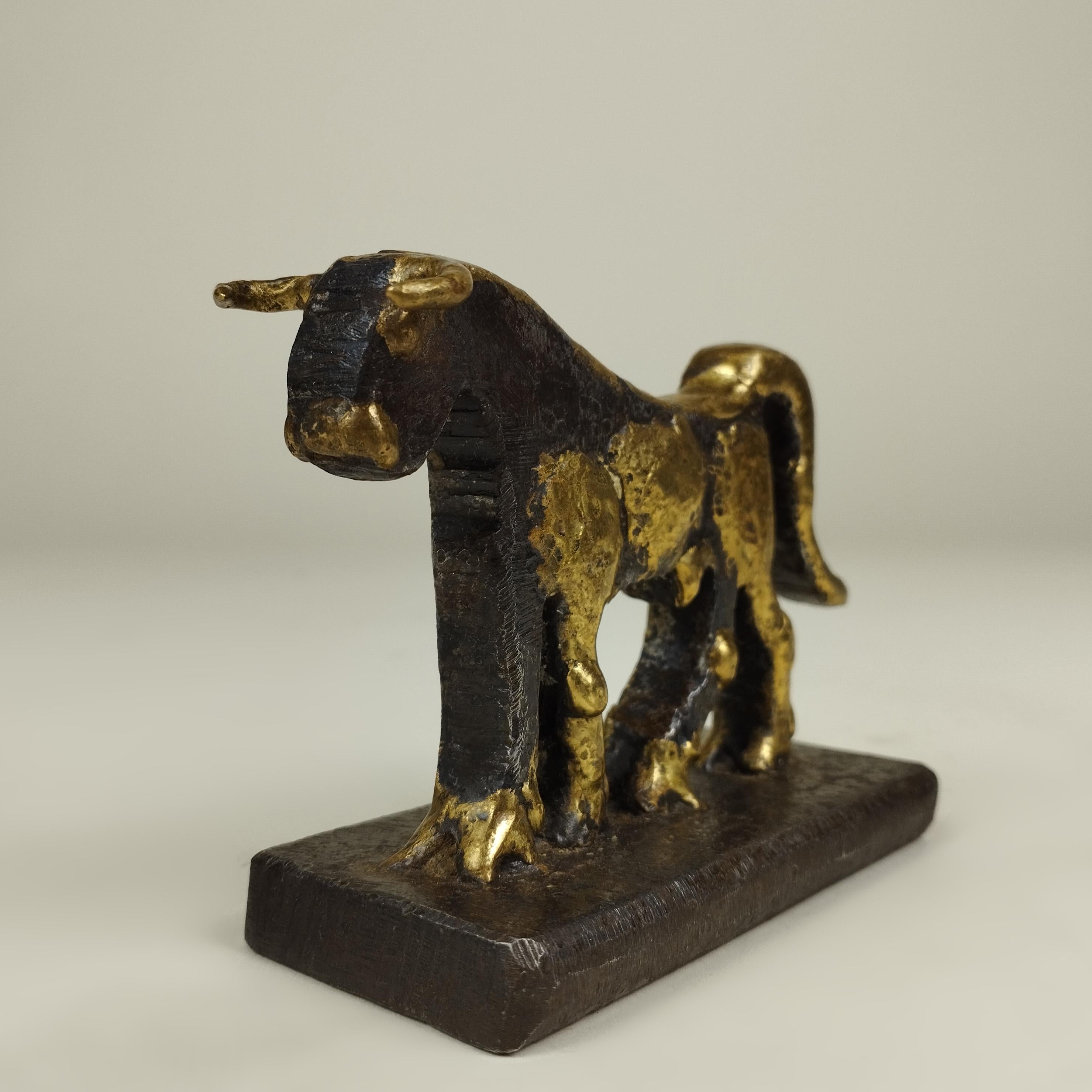 A Brutalist bull steel and bronze sculpture by Hungarian-born Mexican artist Pal Kepenyes. The sculpture is signed on the base.

A sculptor from Hungary who was nationalized Mexican, Pal Kepenyes (1926 - 2021) resided in Acapulco where he had a