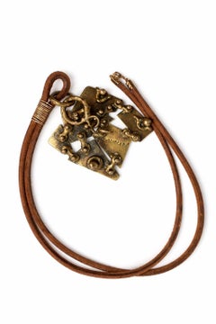 Escultura cinética vestible original de Pal Kepenyes, montada a mano en latón