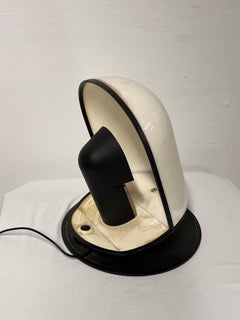 "Pala" Table Lamp