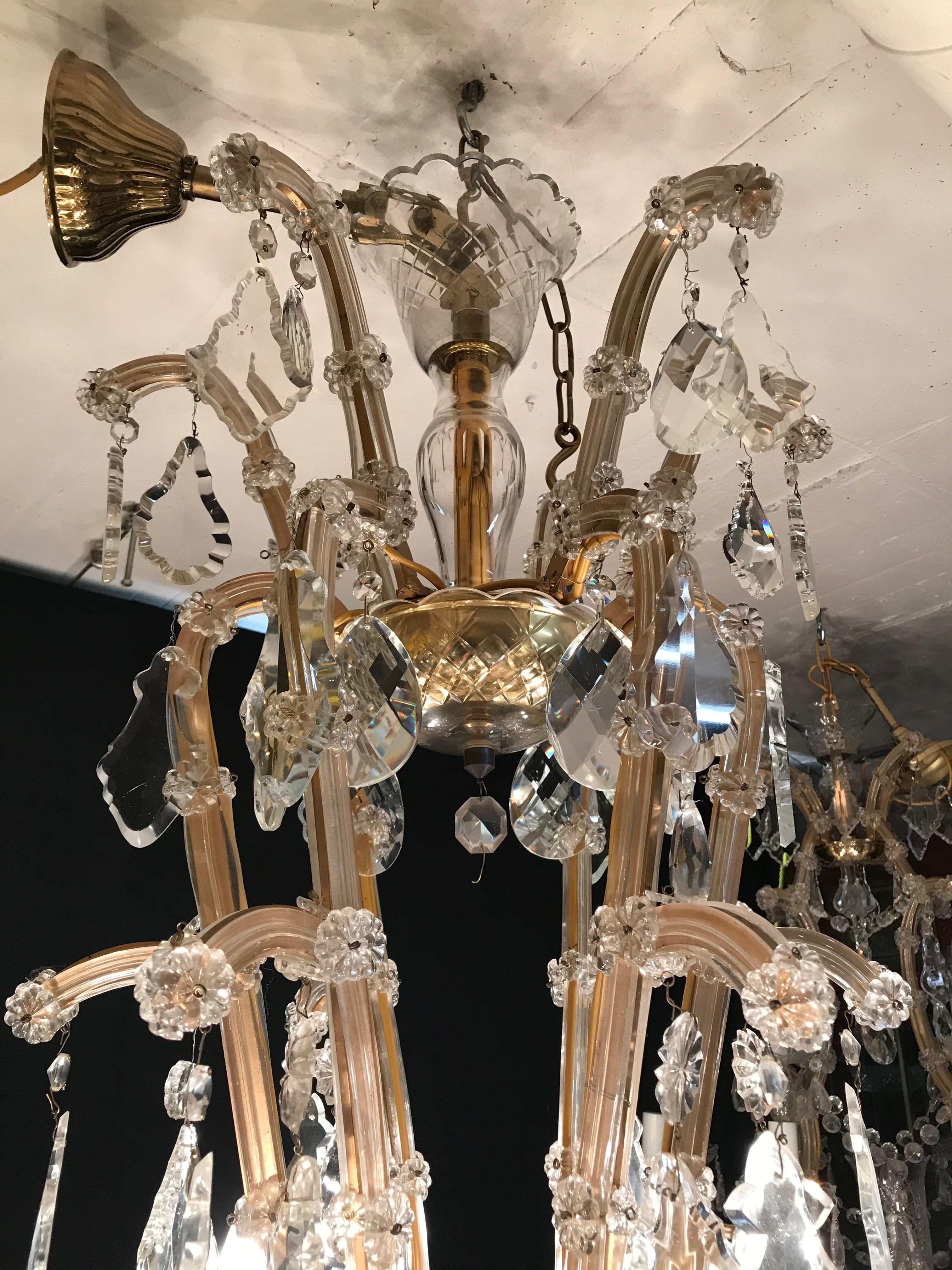 Lustre de palais de style baroque avec 36 bras de bougeoirs en cristal 1