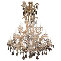 Lustre de palais de style baroque avec 36 bras de bougeoirs en cristal
