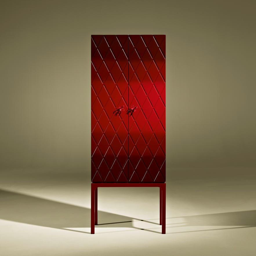 Palace Contemporary and Customizable Cabinet, Two Doors and Interior Lighting For Sale 9