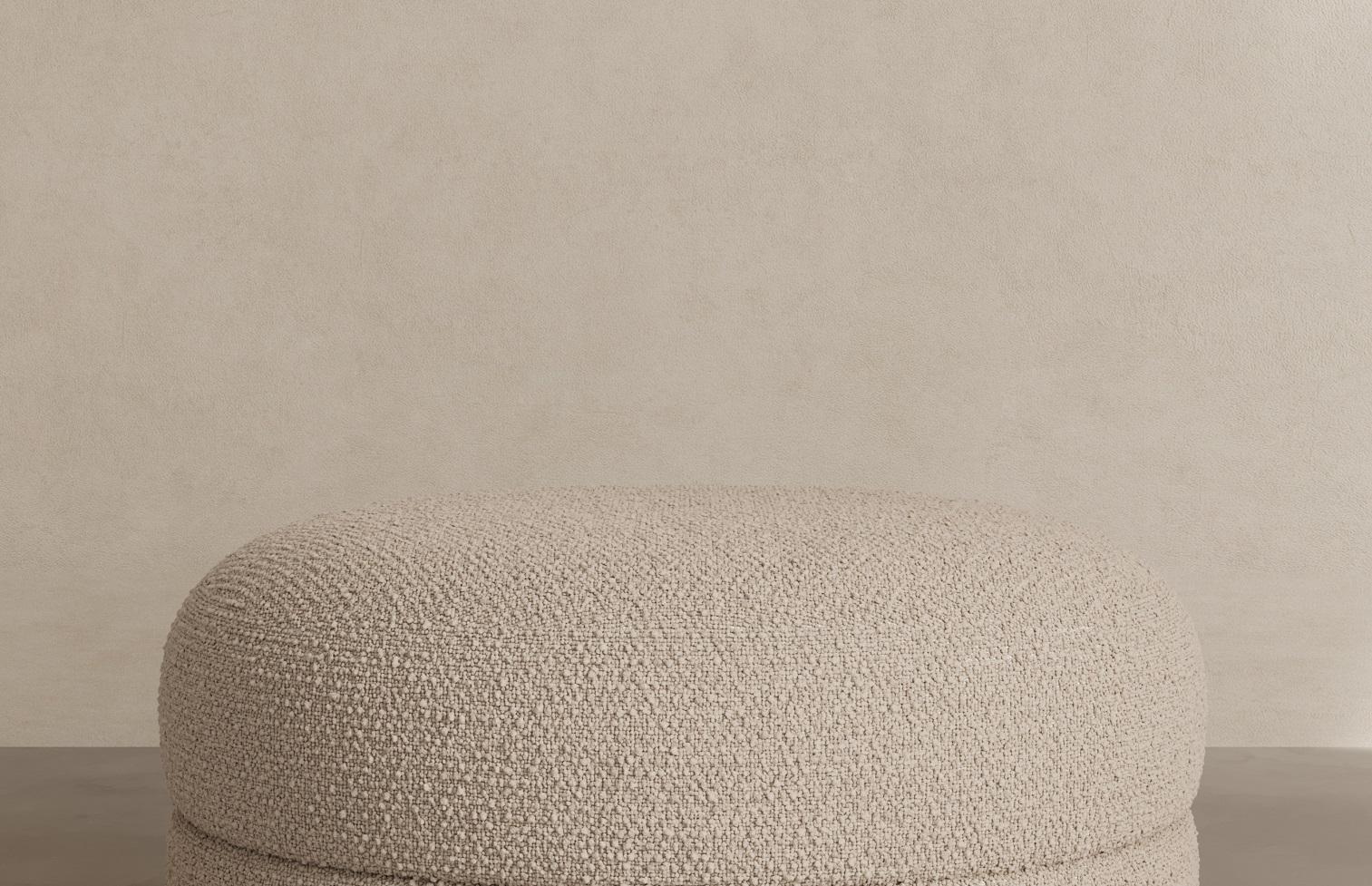 Altro Palace Ottoman I in Dedar Milano Karakorum Bouclé di Paloma Editions in vendita