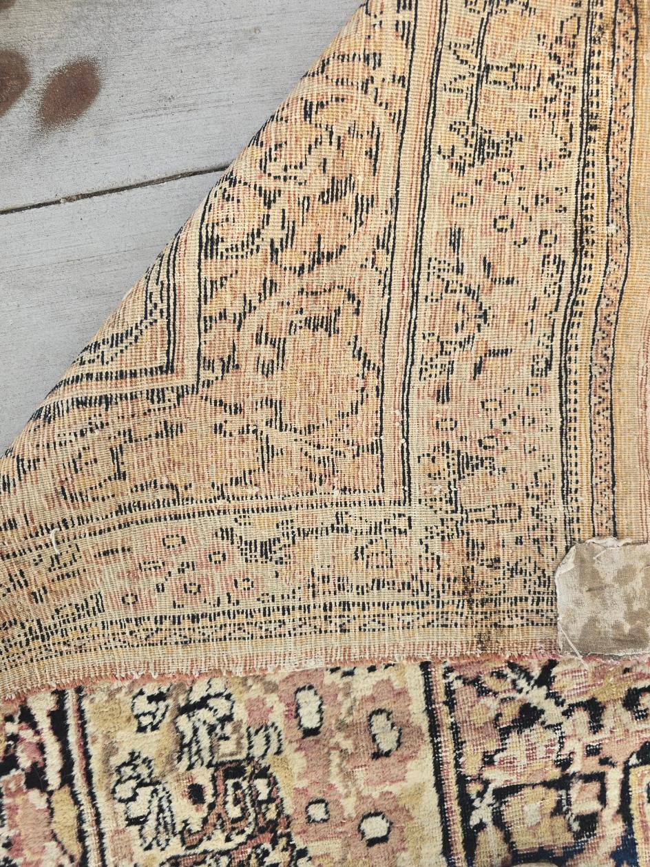 Tapis Kerman Levar du 19ème siècle  16x24 État moyen - En vente à Los Angeles, CA