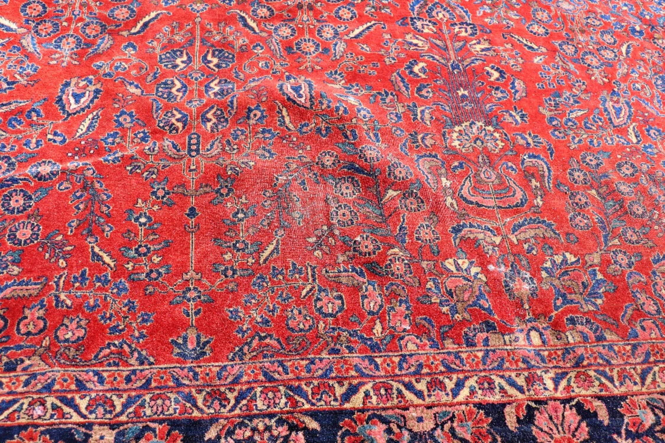 Early 20th Century Palace Persian Sarouk Rug, circa 1910 For Sale