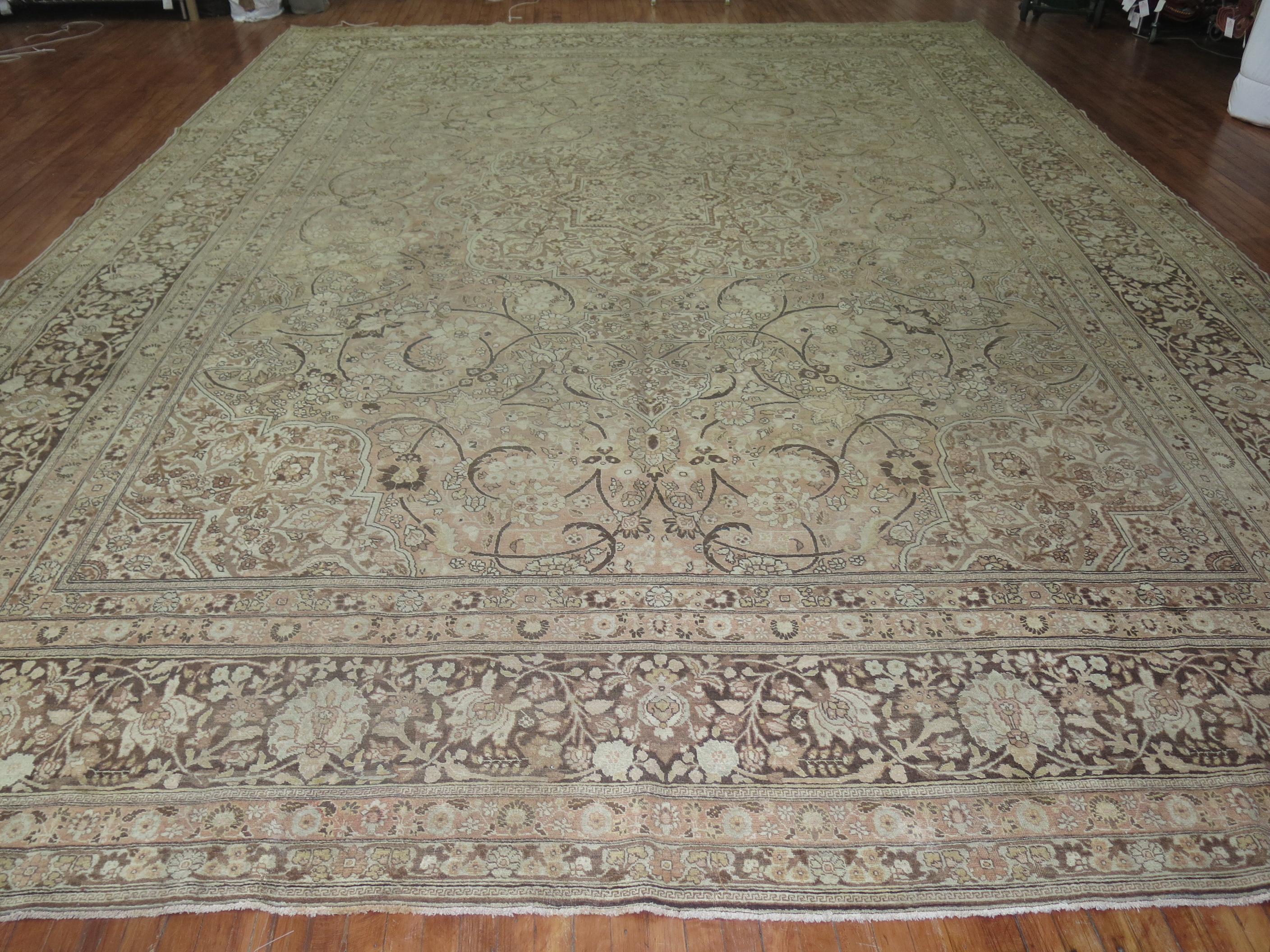 Elegant Palace Size Antique Persian Tabriz For Sale 4