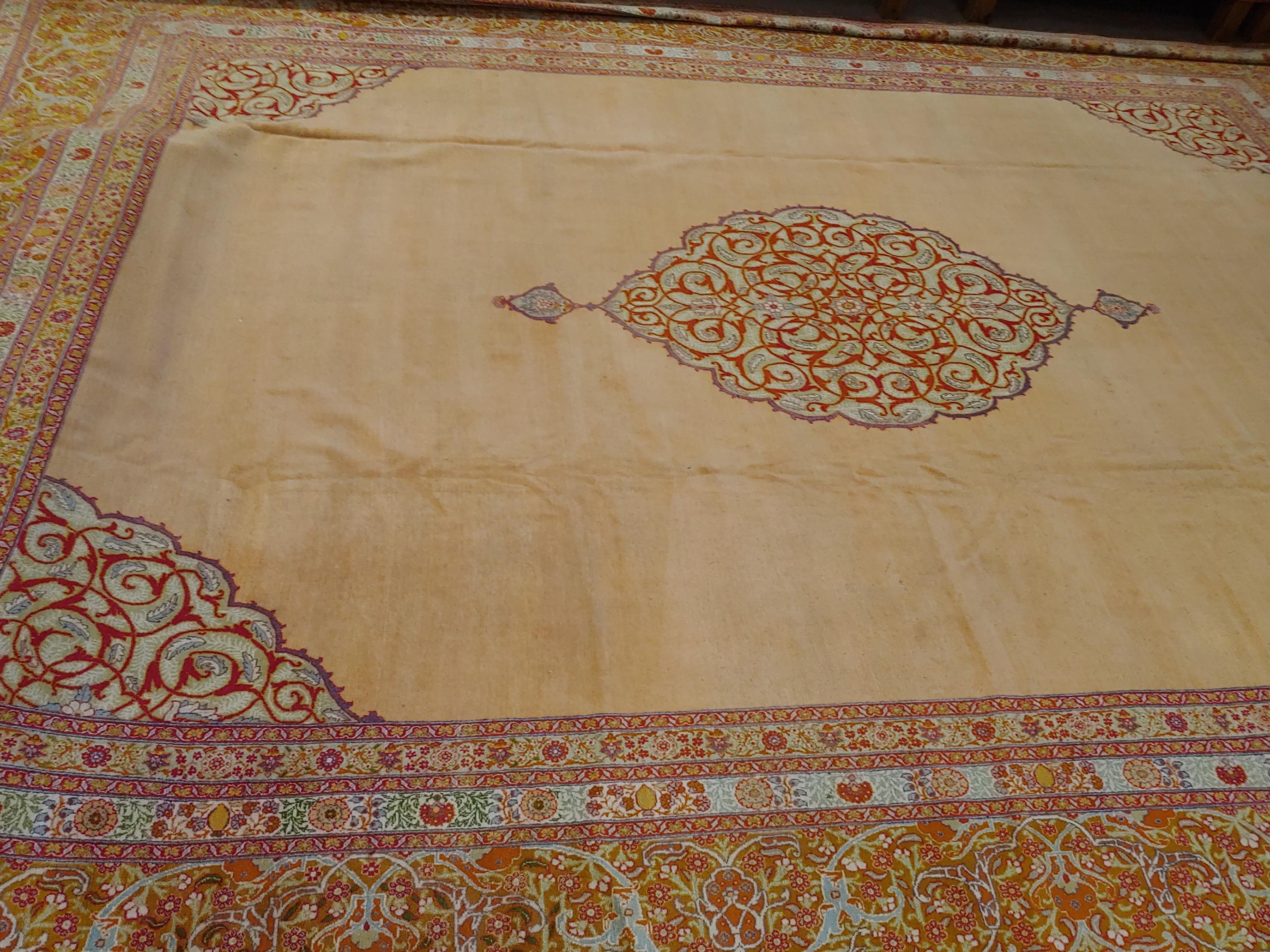 Palace Size Antique Turkish Sivas, Medallion Soft Gold Field Wool, 1915 For Sale 2