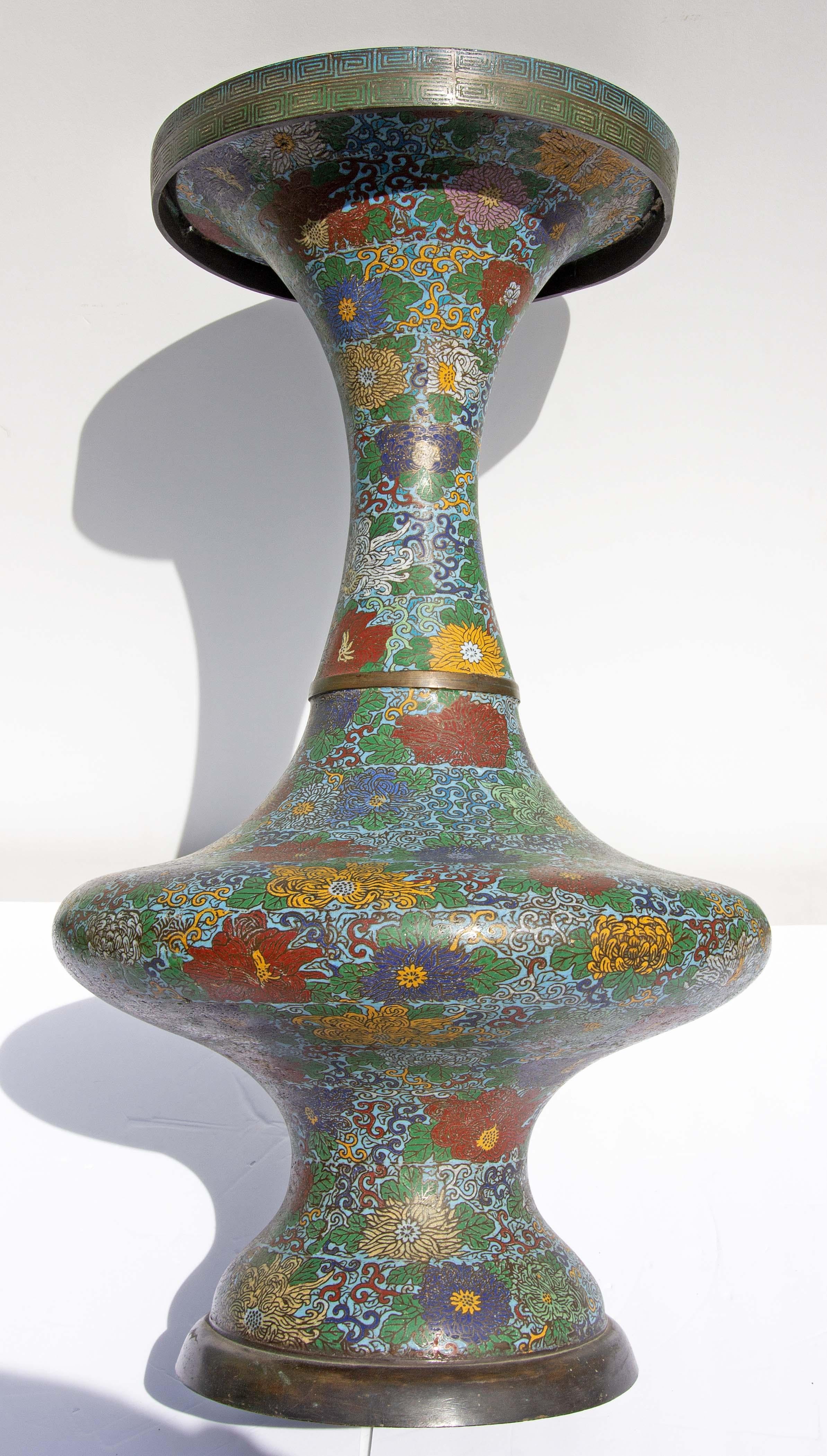 Palace Size Asian Cloisonné Floor Vase In Good Condition For Sale In Rochester, NY