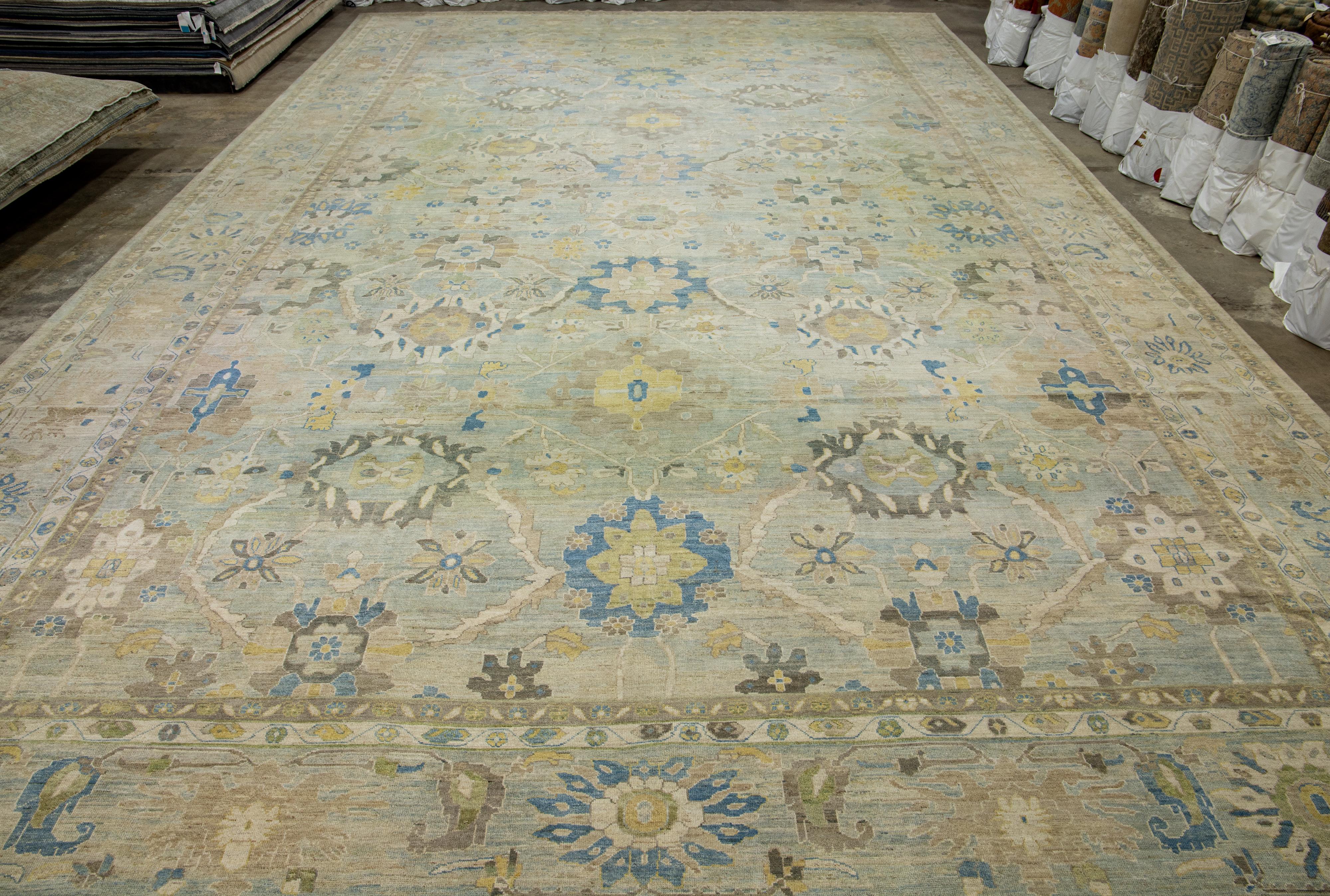 Alfombra Moderna De Lana Sultanabad Con Campo Floral Azul Tamaño Palace Siglo XXI y contemporáneo en venta