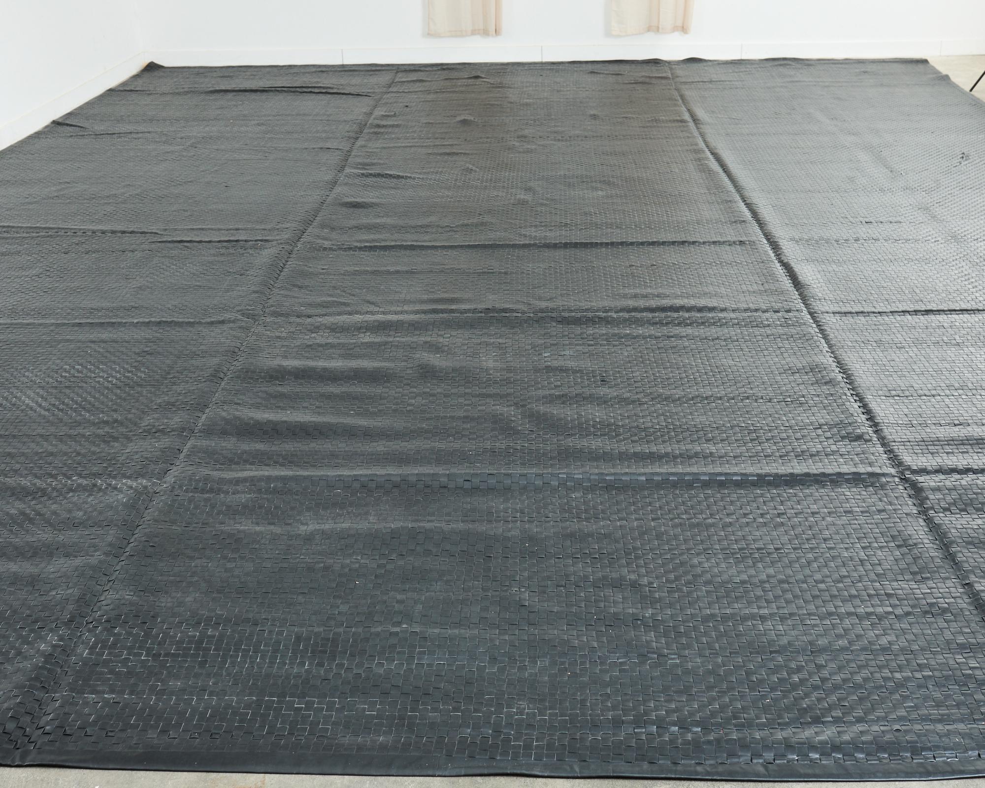 Moderner gewebter Teppich mit Lederriemen in Palastgröße 31'L X 24'W im Angebot 6