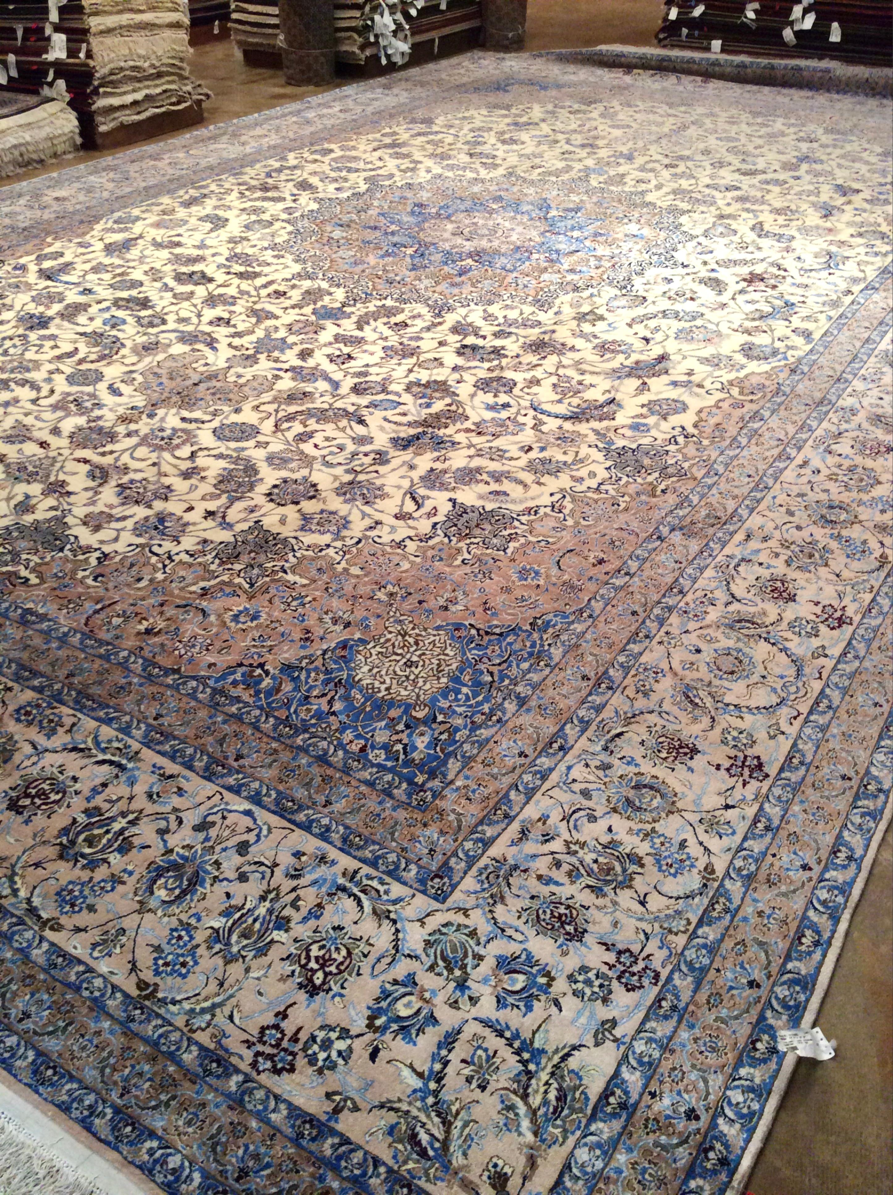 Palace Size Persian Hand Knotted 6La Nain 100% Silk Rug  In Excellent Condition For Sale In Dallas, TX