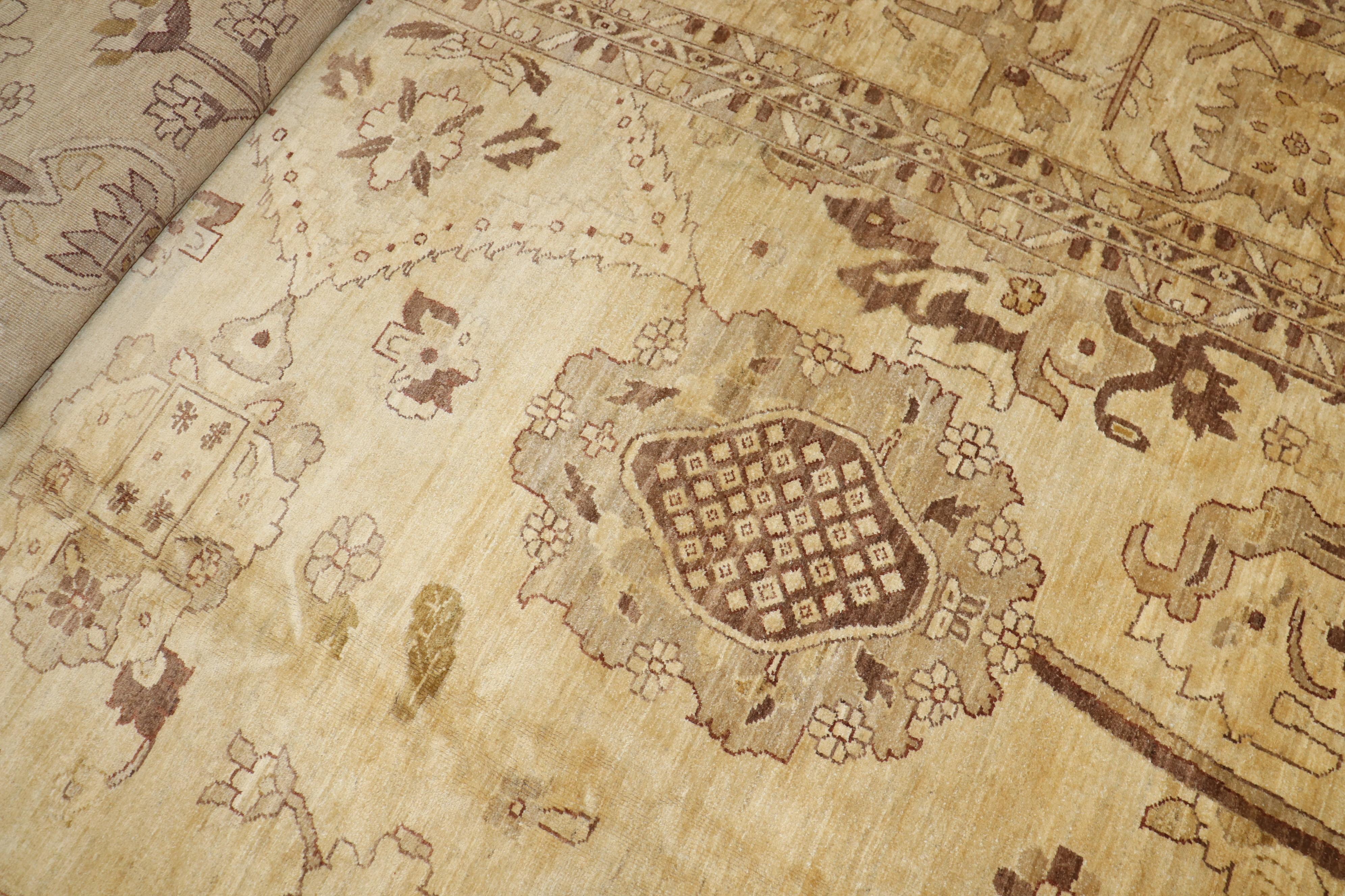 Agra Palace Size Pishawar Rug For Sale