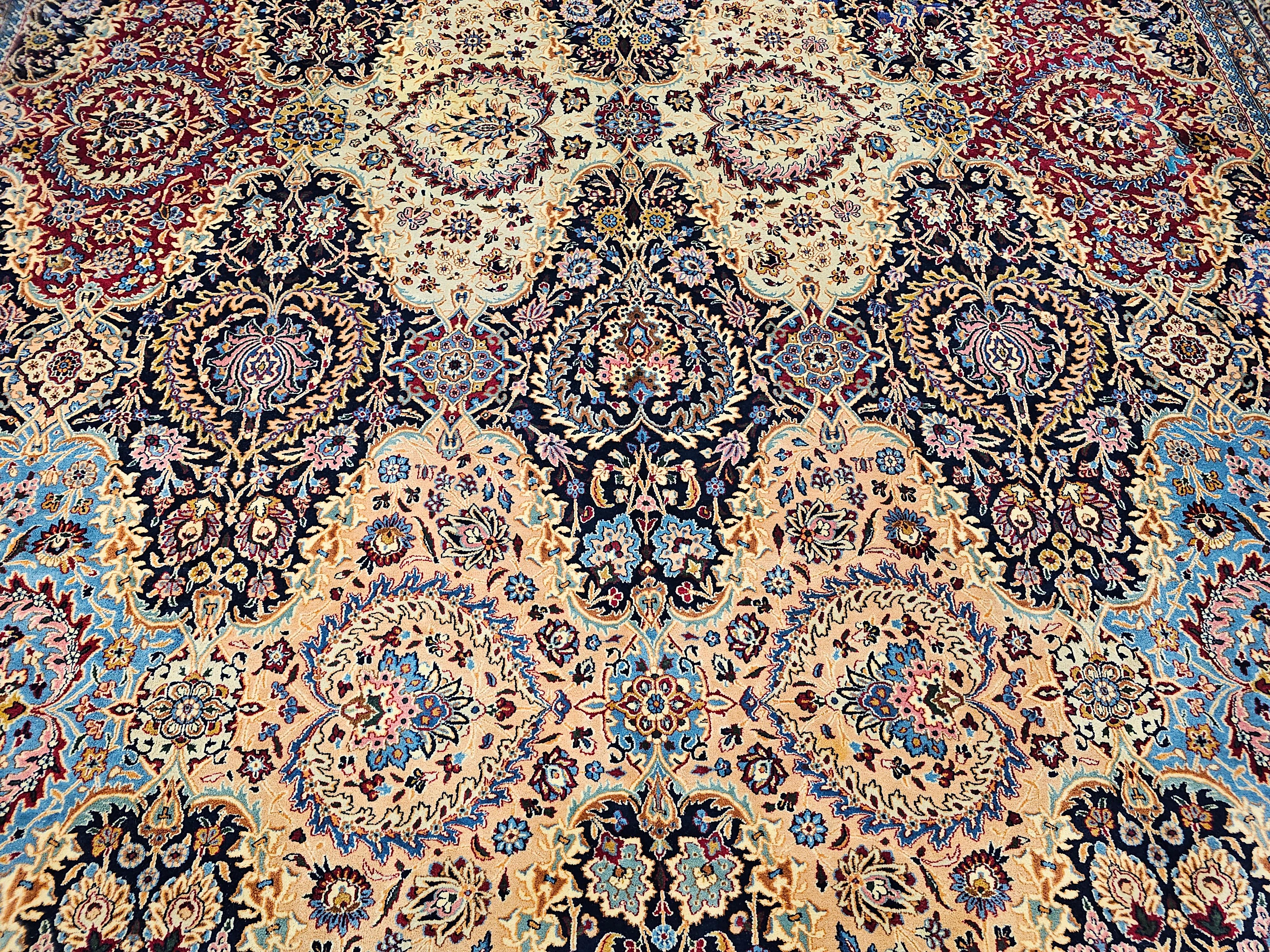 Palastgroßer persischer Kerman-Teppich im Vintage-Stil mit floralem Allover-Muster in Rot und Blau im Angebot 1