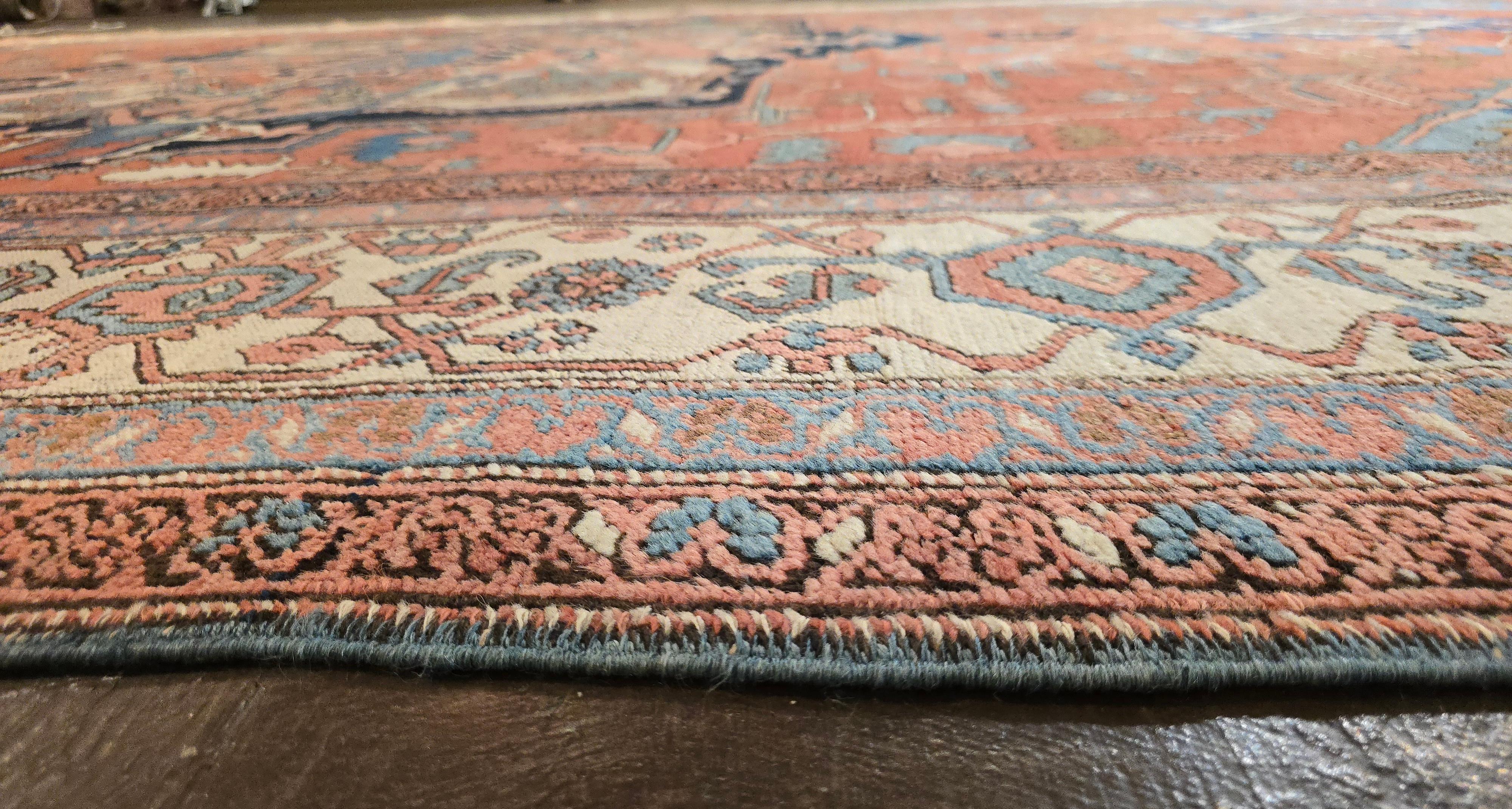 Palace sized 19th Century Persian Serapi 12x18 Persa en venta