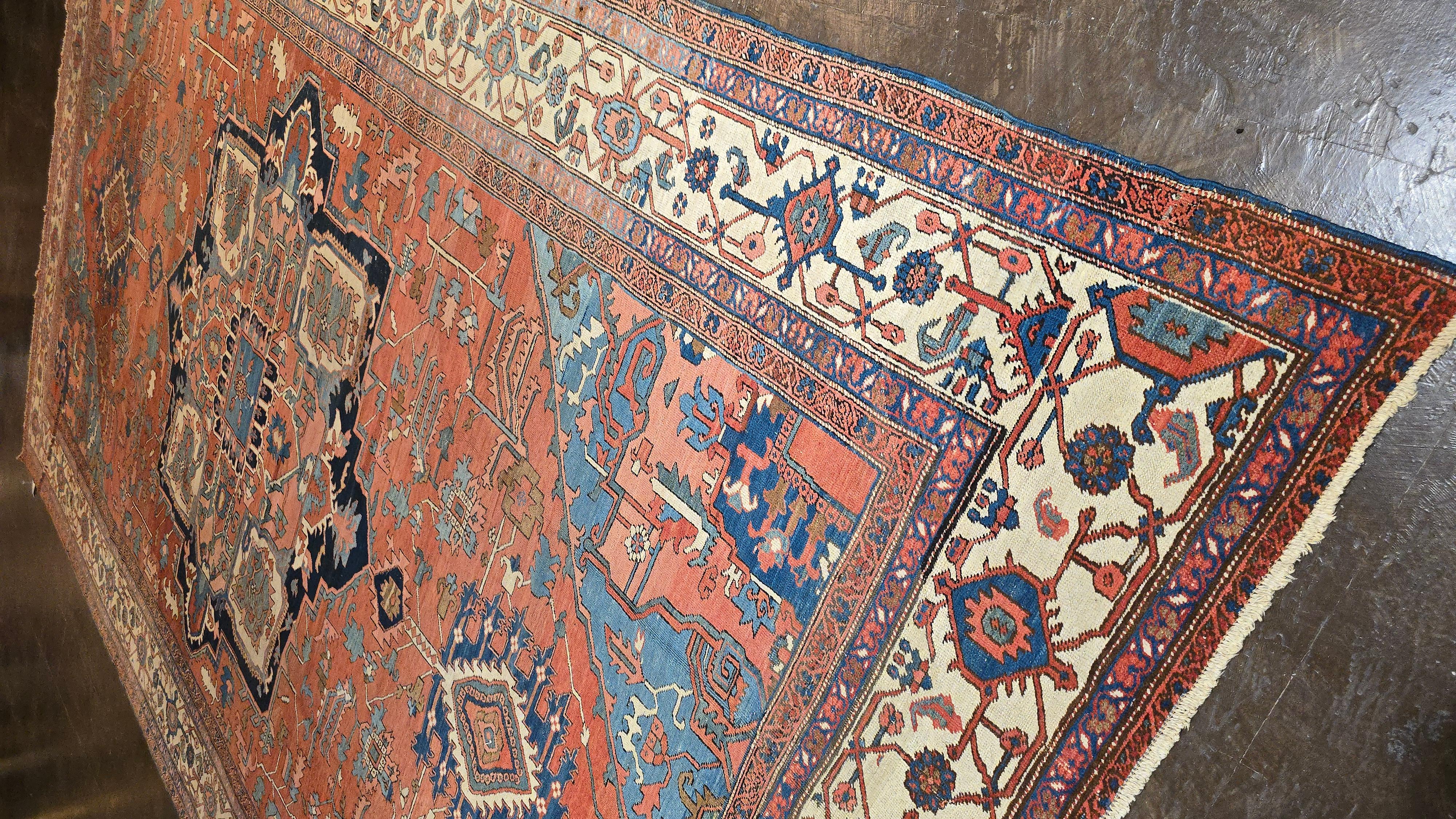 Palace sized 19th Century Persian Serapi 12x18 siglo XIX en venta