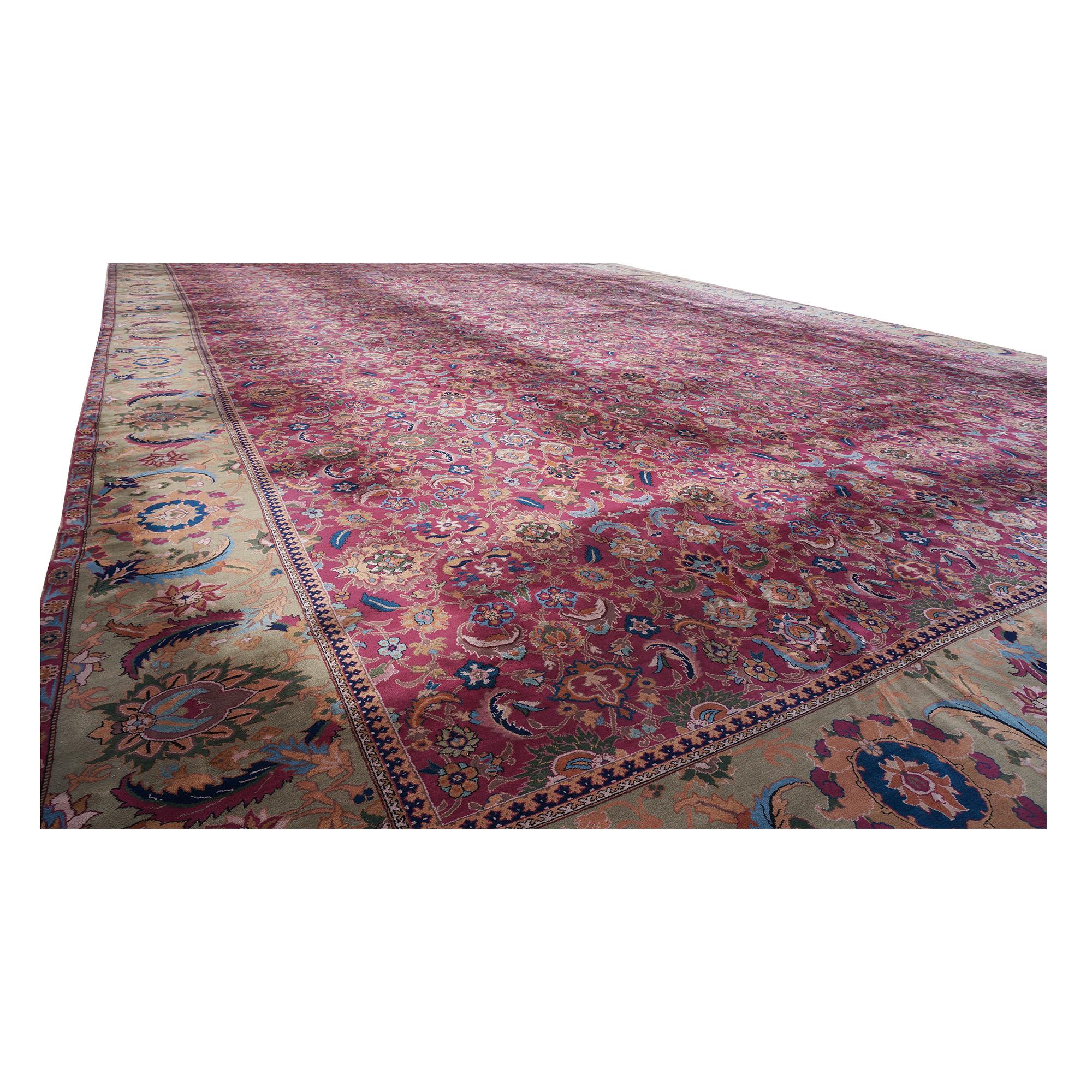 Early 20th Century 26'X42' Palace Sized Antique Laristan Wool Handmade Rug In Good Condition For Sale In Houston, TX