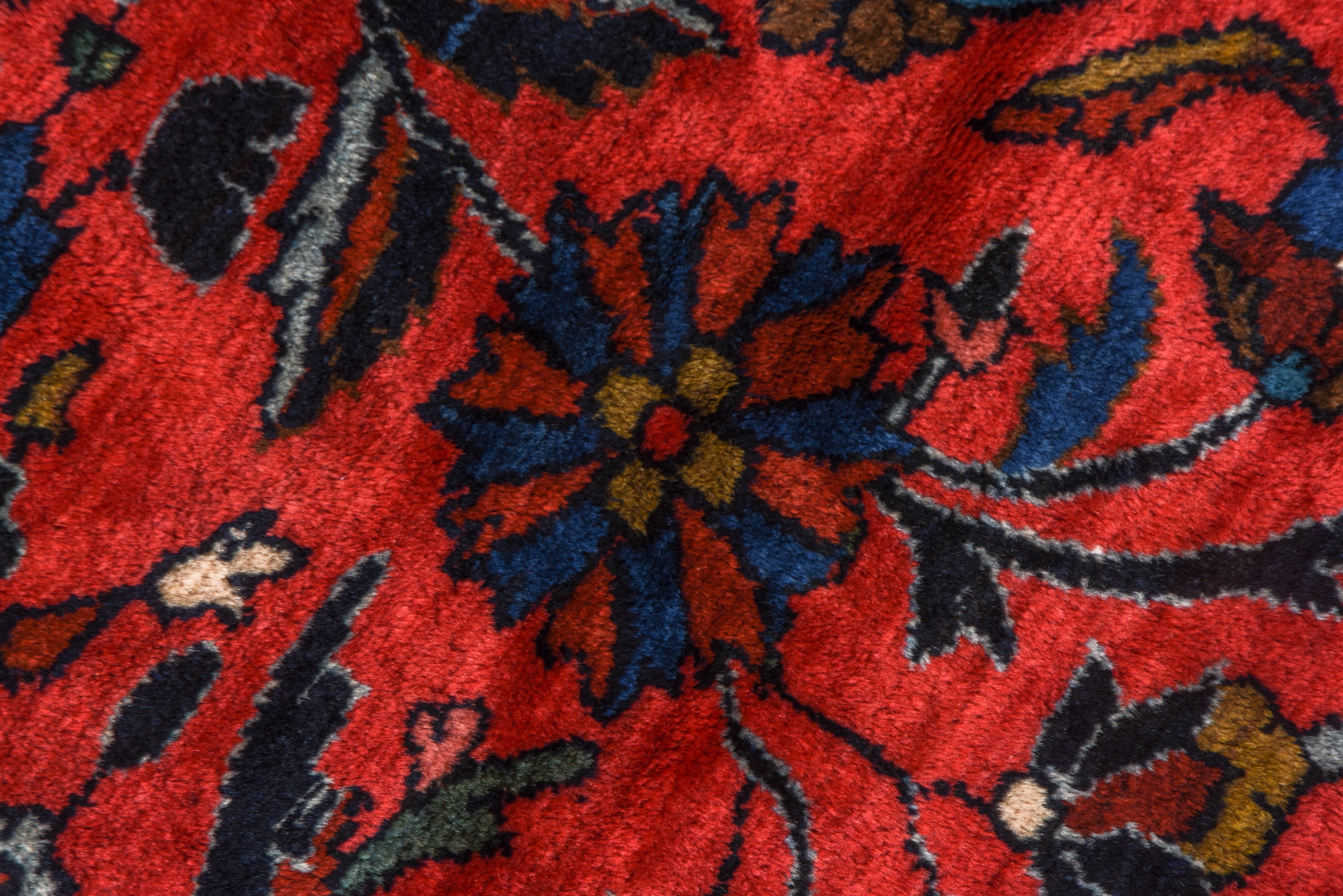 20th Century Palace Sized Antique Persian Red Lilian Carpet, circa 1920s For Sale