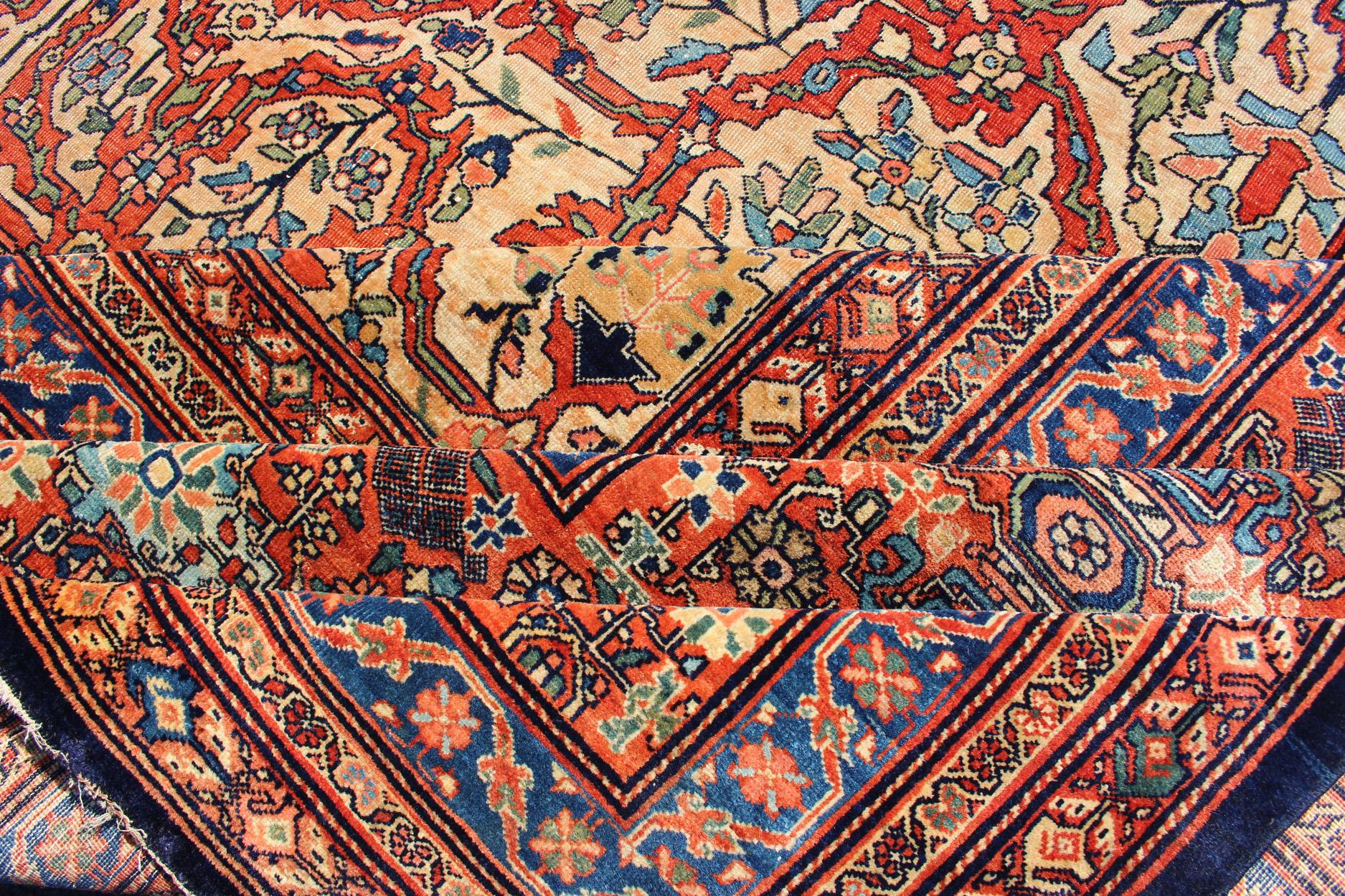 Palace-Sized  Extremely Finely Woven Antique Sarouk-Farahan Persian Rug  For Sale 9