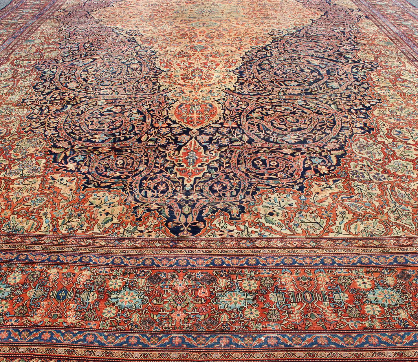 Palace-Sized  Extremely Finely Woven Antique Sarouk-Farahan Persian Rug  For Sale 13