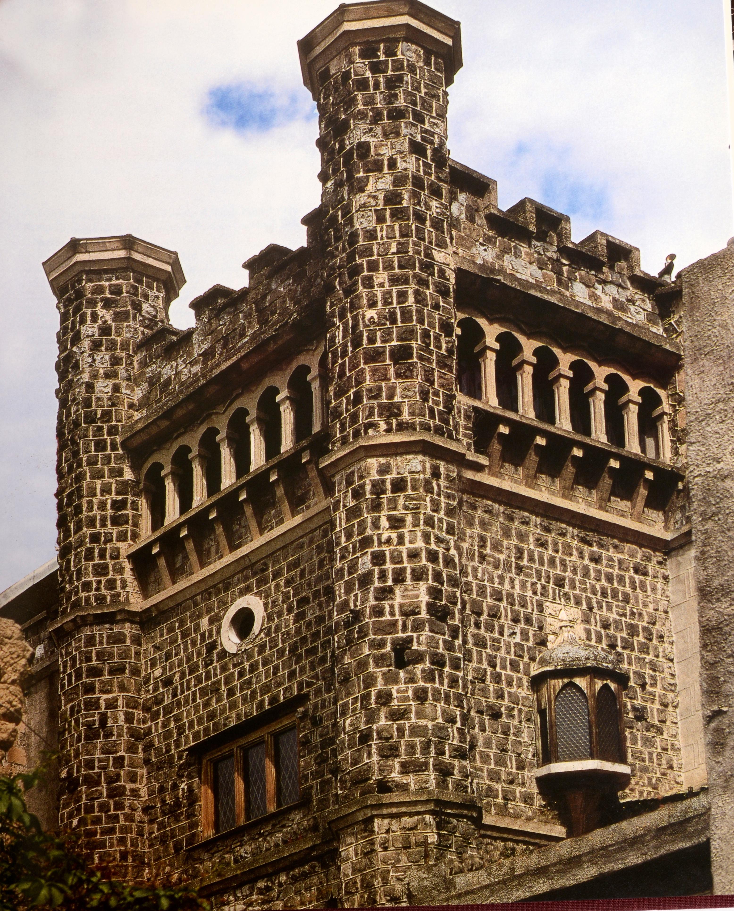 Palaces of Naples par Donatella Mazzoleni, première édition en vente 6