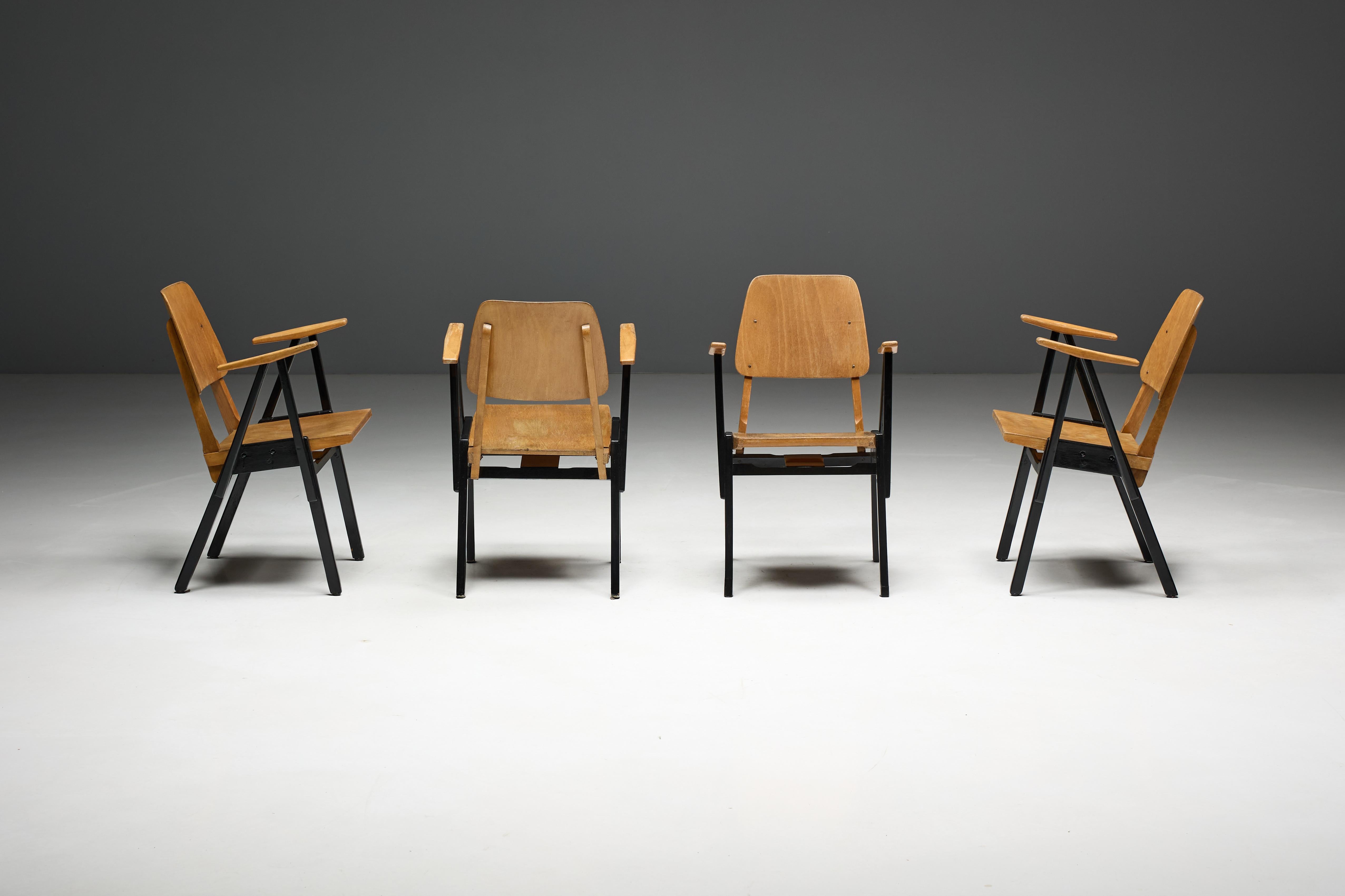 Faggio Poltrone Palais De Tokyo di Ermeloo Zwager, Paesi Bassi, anni '50 in vendita