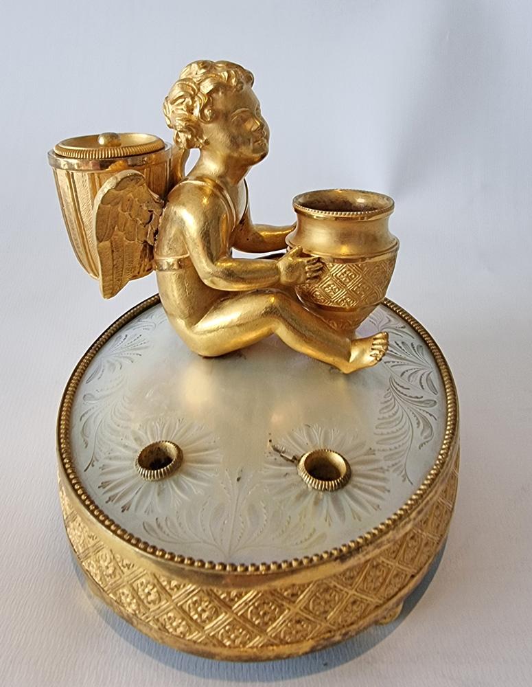 French Palais Royal Engraved Mother of Pearl and Ormolu Cupid Inkwell For Sale