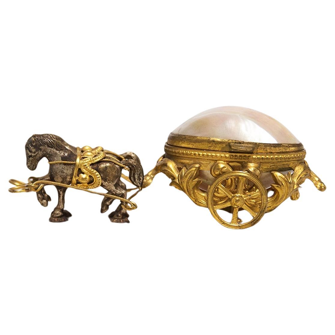 Palais Royal Horse-Drawn Carriage Trinket Box 19th Century For Sale