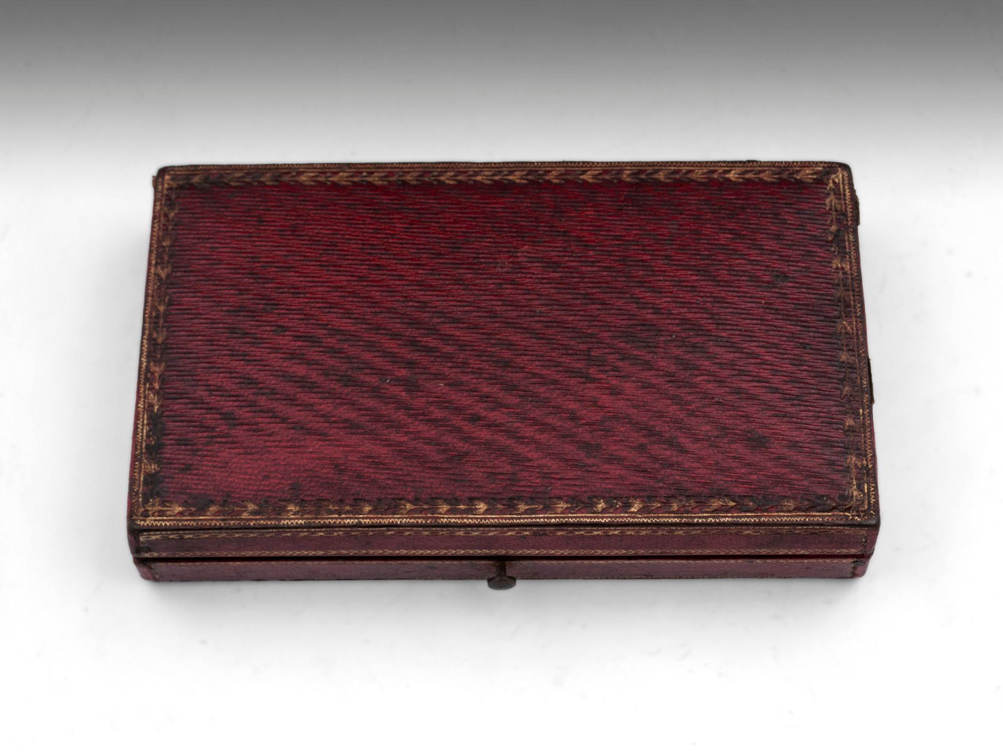 Palais Royal Leather Case Necessaire, 19th Century For Sale 5