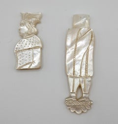 Palais Royal Mother of Pearl Hand Carved Figural Needlecase, France c. 1820