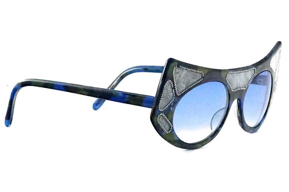 PALAIS ROYAL PARIS Camouflage Mother of Pearl Effect Blue Gradient Sunglasses In Excellent Condition For Sale In Kingersheim, Alsace