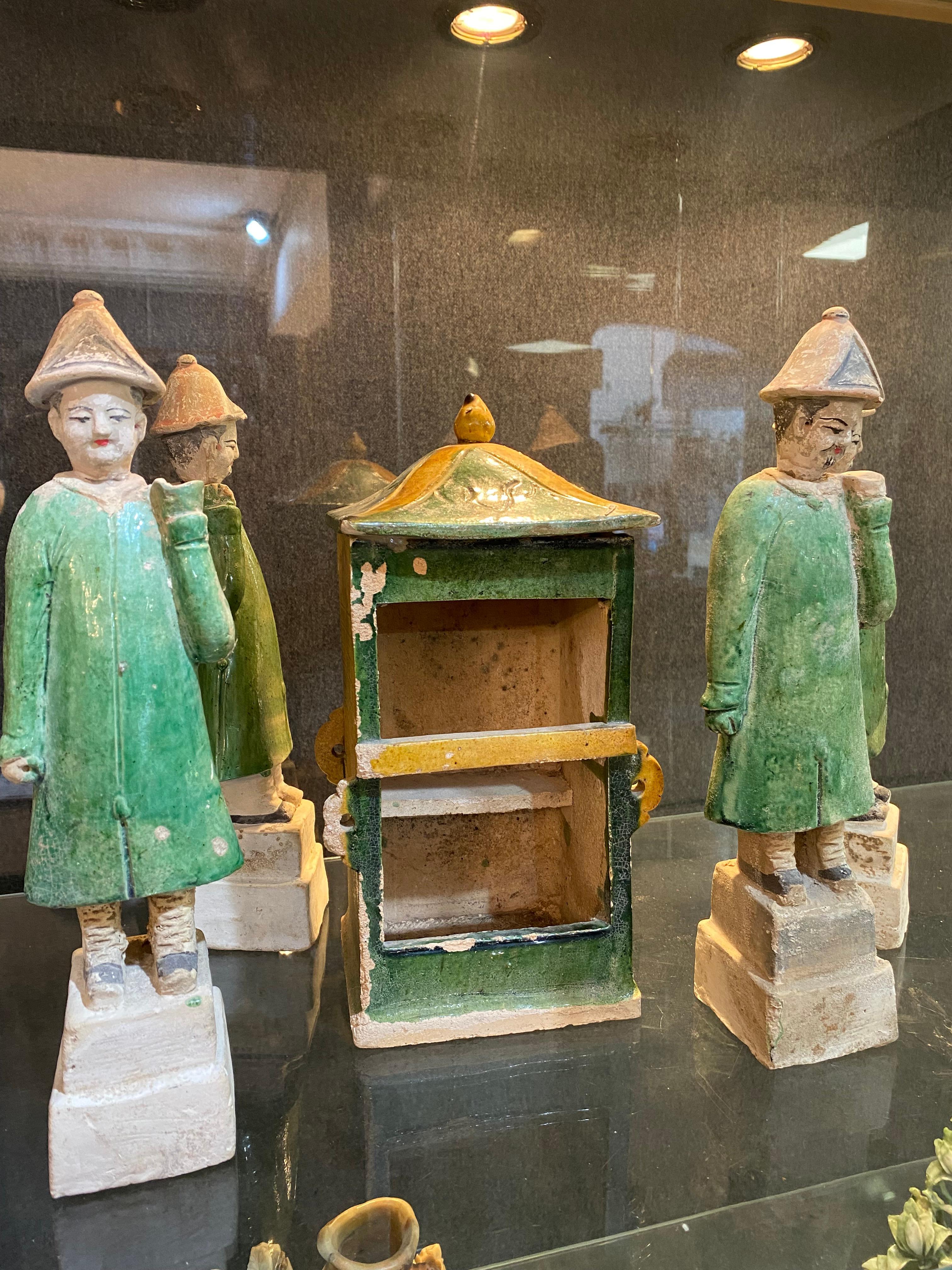 Palanquin und seine Träger  Terrakotta glasiert  im Zustand „Starke Gebrauchsspuren“ im Angebot in Saint ouen, FR