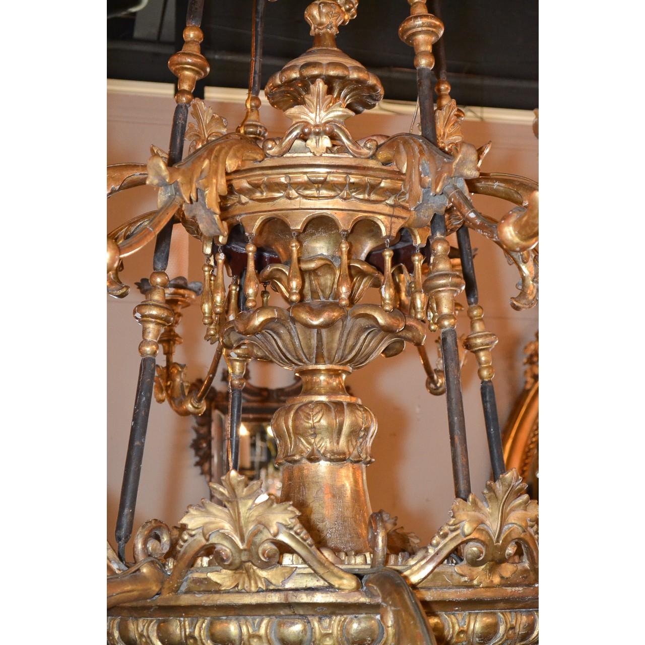 Palatial 18th Century French Carved Giltwood Chandelier In Good Condition In Dallas, TX
