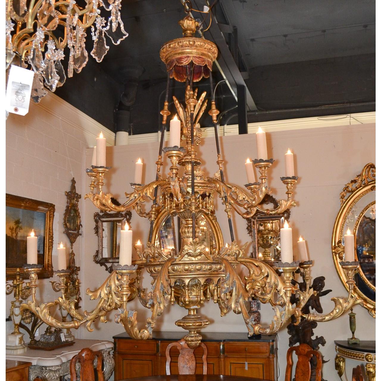 Palatial 18th Century French Carved Giltwood Chandelier 3