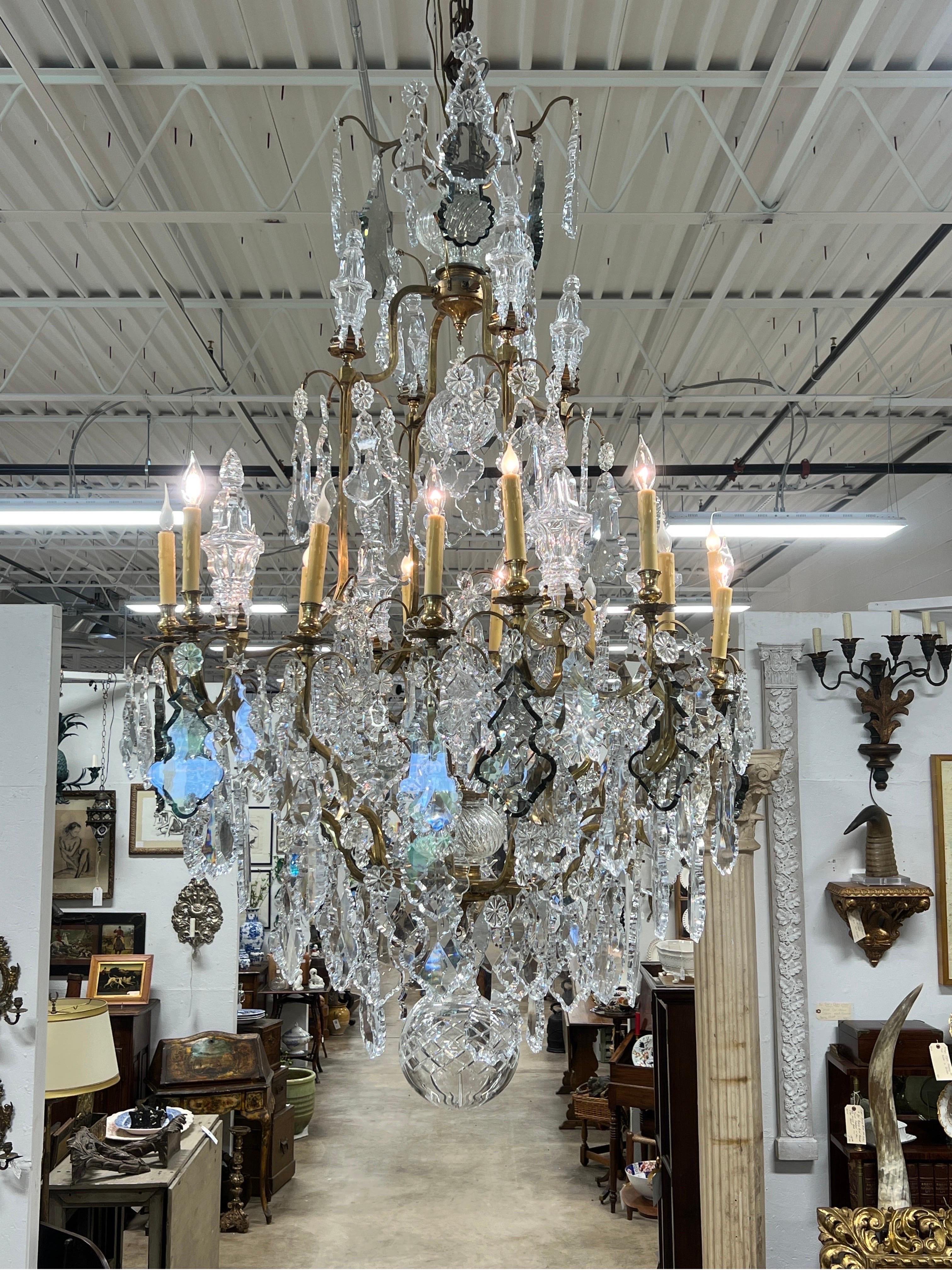 Palatial 19th Century French Louis XV Gilt Bronze & Crystal 16-Light Chandelier In Good Condition For Sale In Atlanta, GA