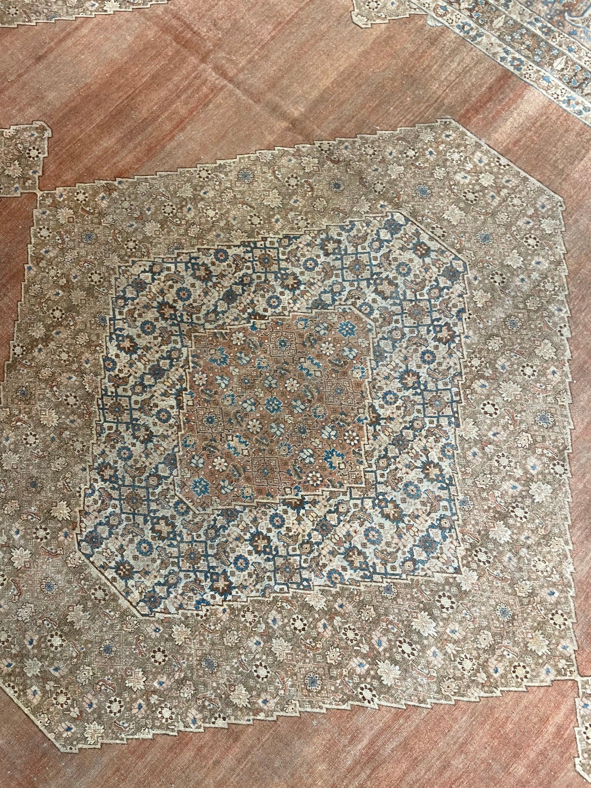 Palastartiger antiker persischer Hajijalili-Tabriz-Teppich aus Hajijalili, ca. 1890-1910 (Persisch) im Angebot