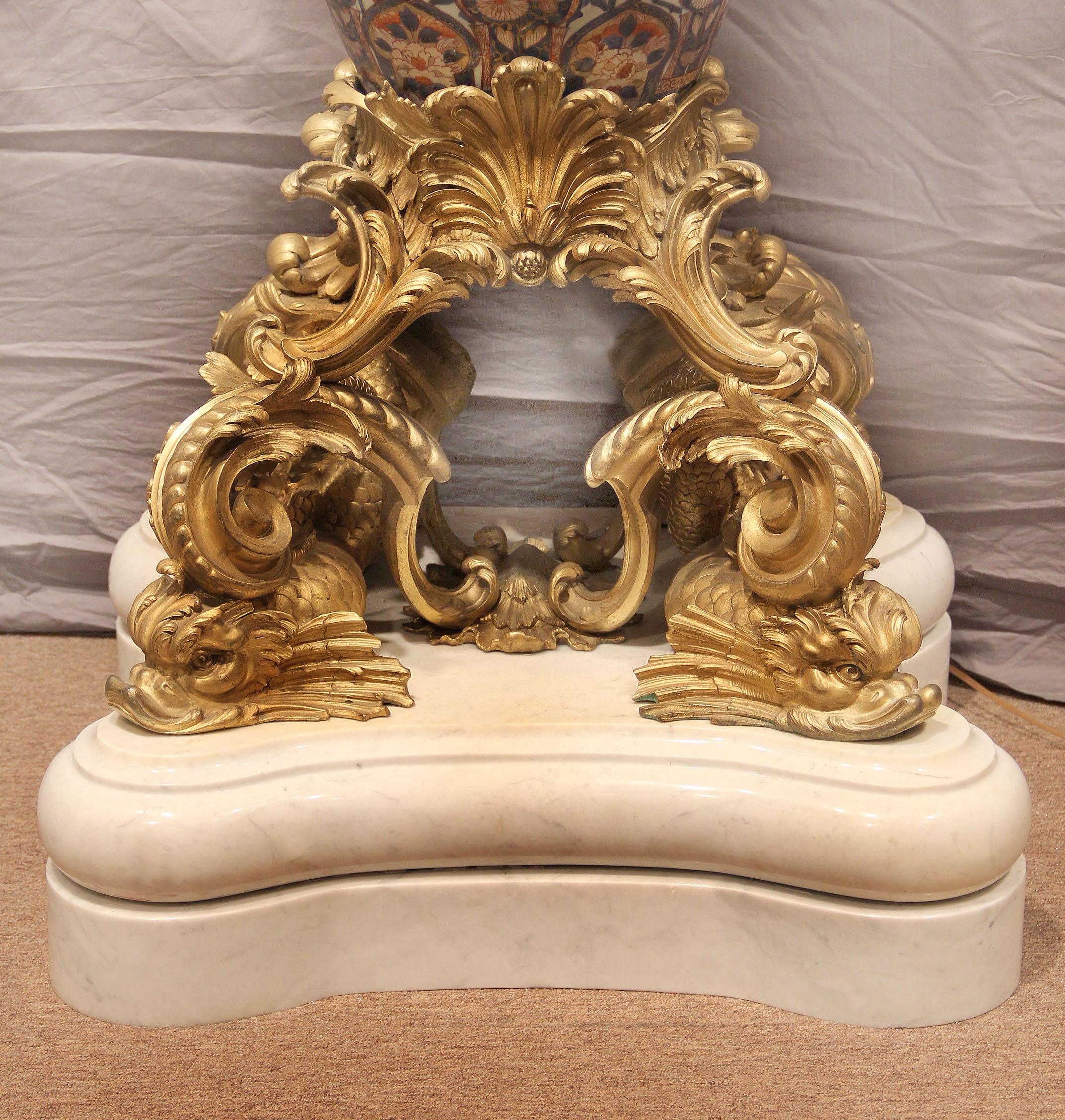 Palatial Pair of Mid-19th Century Gilt Bronze Mounted Imari Porcelain Torchères 3
