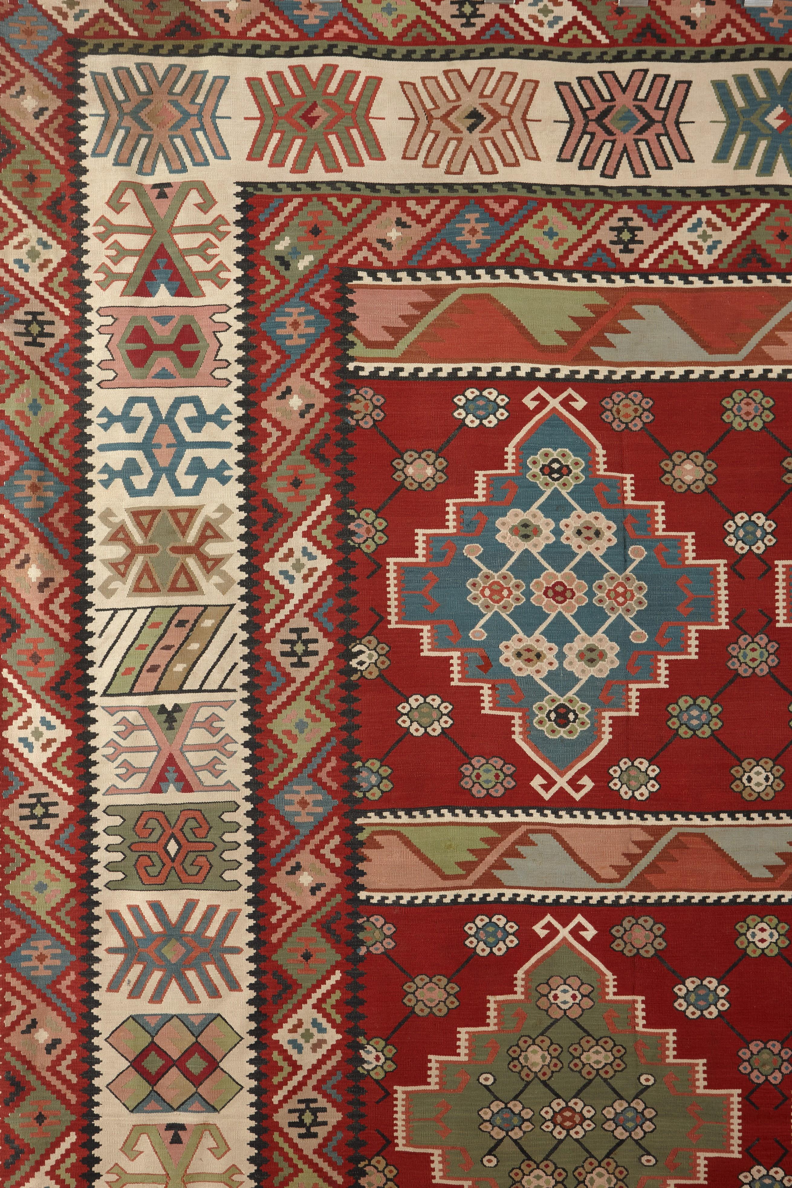Serbian Palatial Pirot Flat-weave Kilim Carpet For Sale