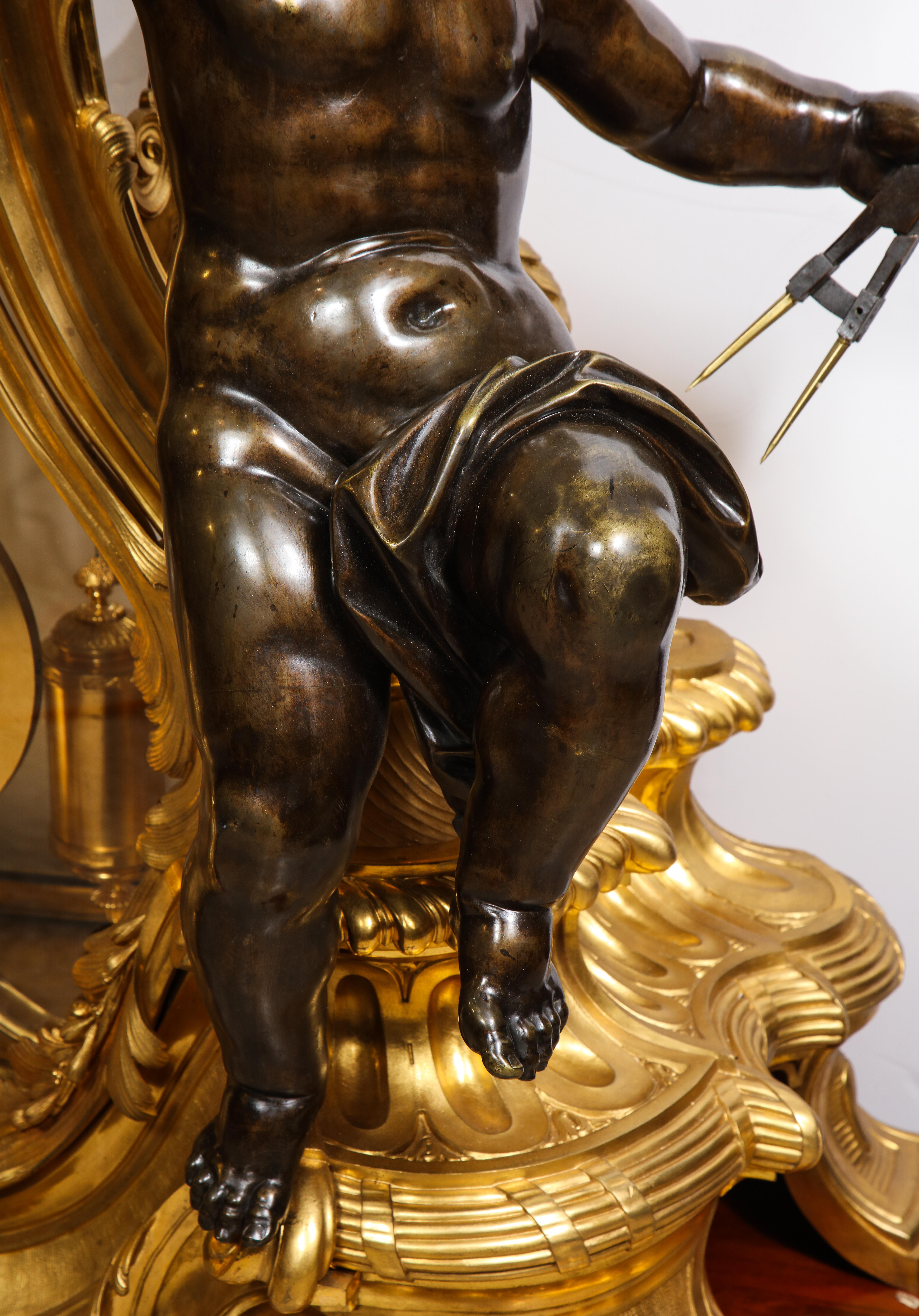 Français Rare horloge Napoléon III française palatiale en bronze doré et patiné, Detouche en vente