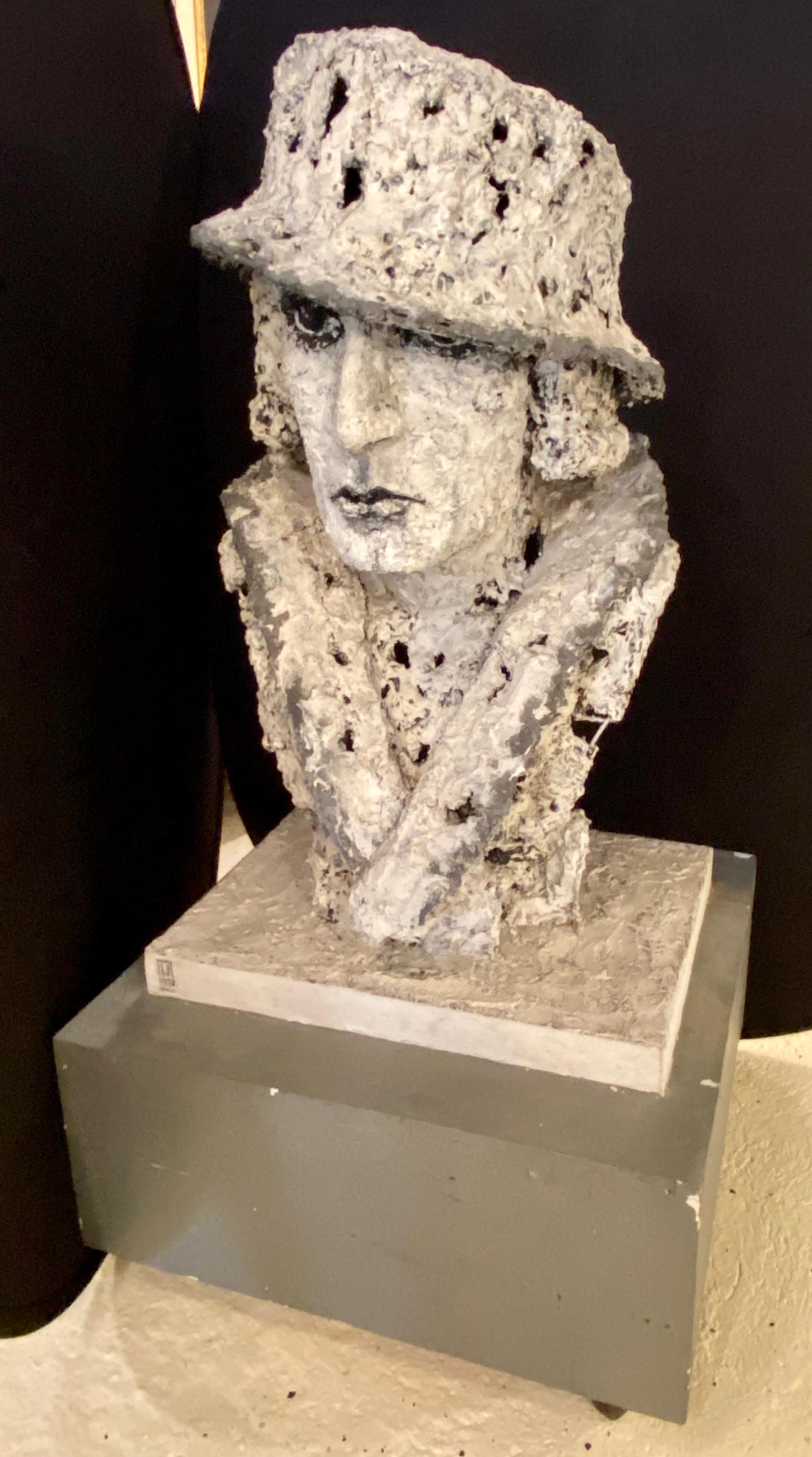 Palatial Sculpture of Henri Robert-Marcel Duchamp by Ursula Meyer For Sale 5