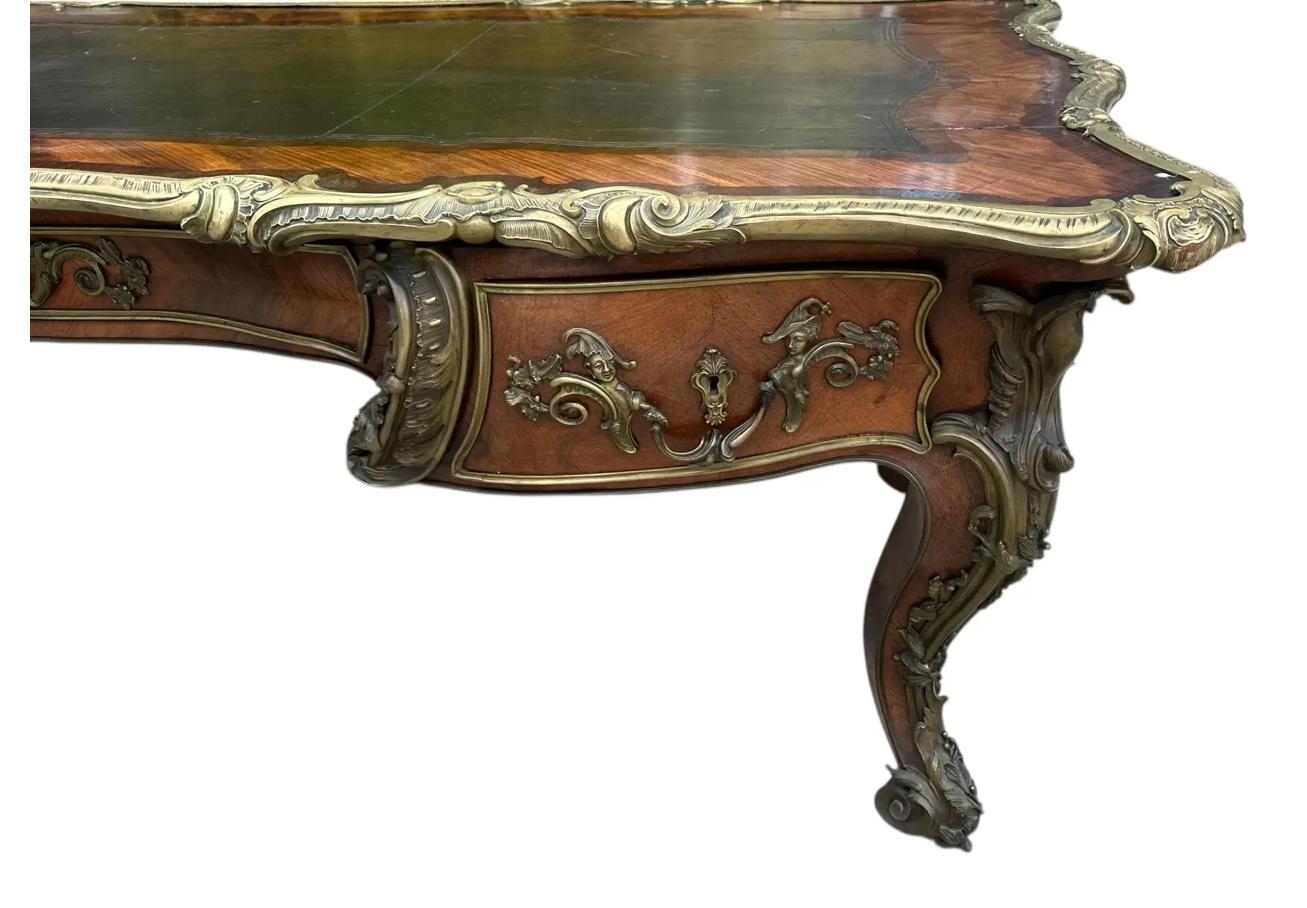 Palatial Victorian Gilt-Bronze Mounted Bureau Plat Partner’s Desk In Good Condition In LOS ANGELES, CA