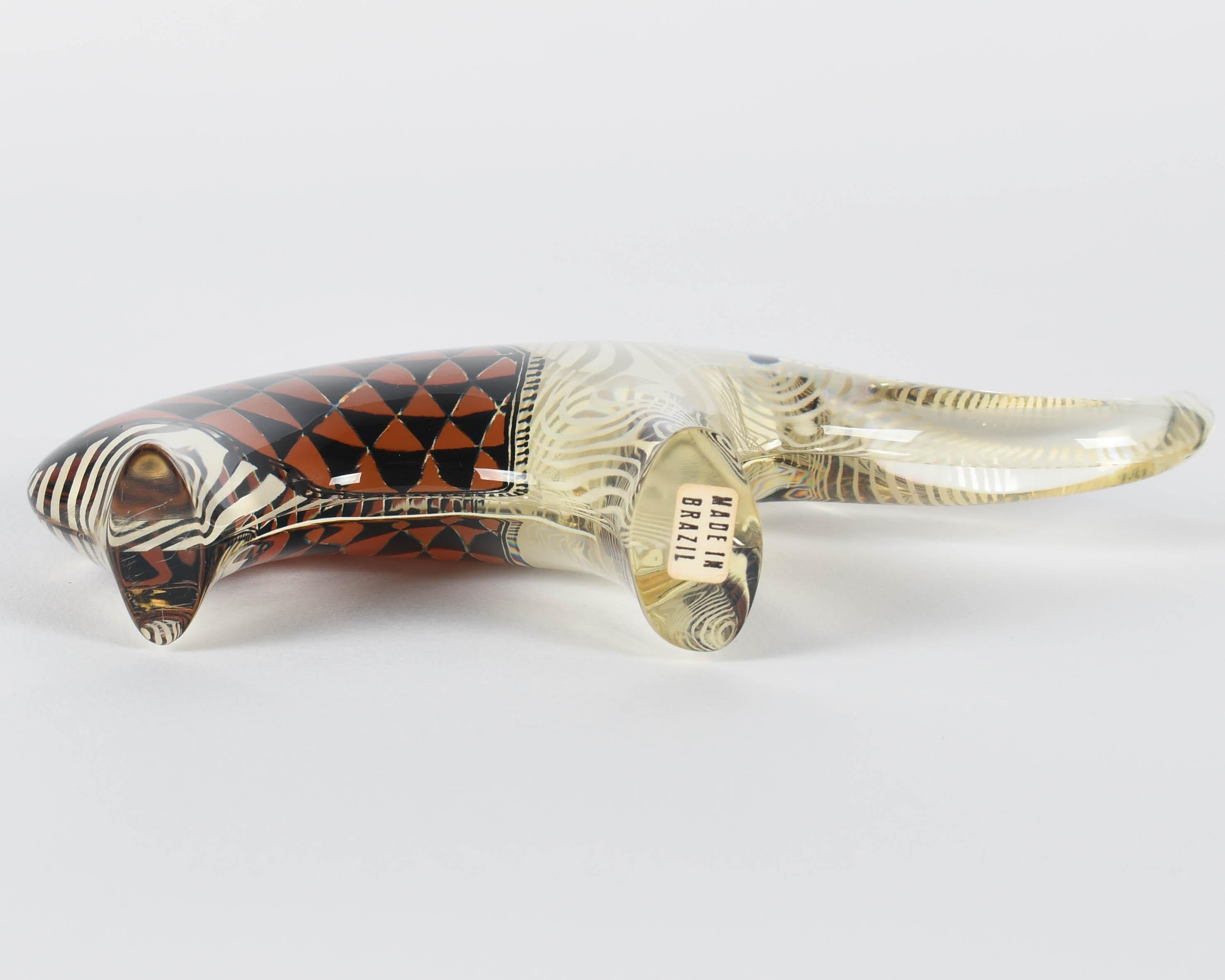 Palatnik Op-Art-Lucite-Elefant mit roter Decke im Angebot 3