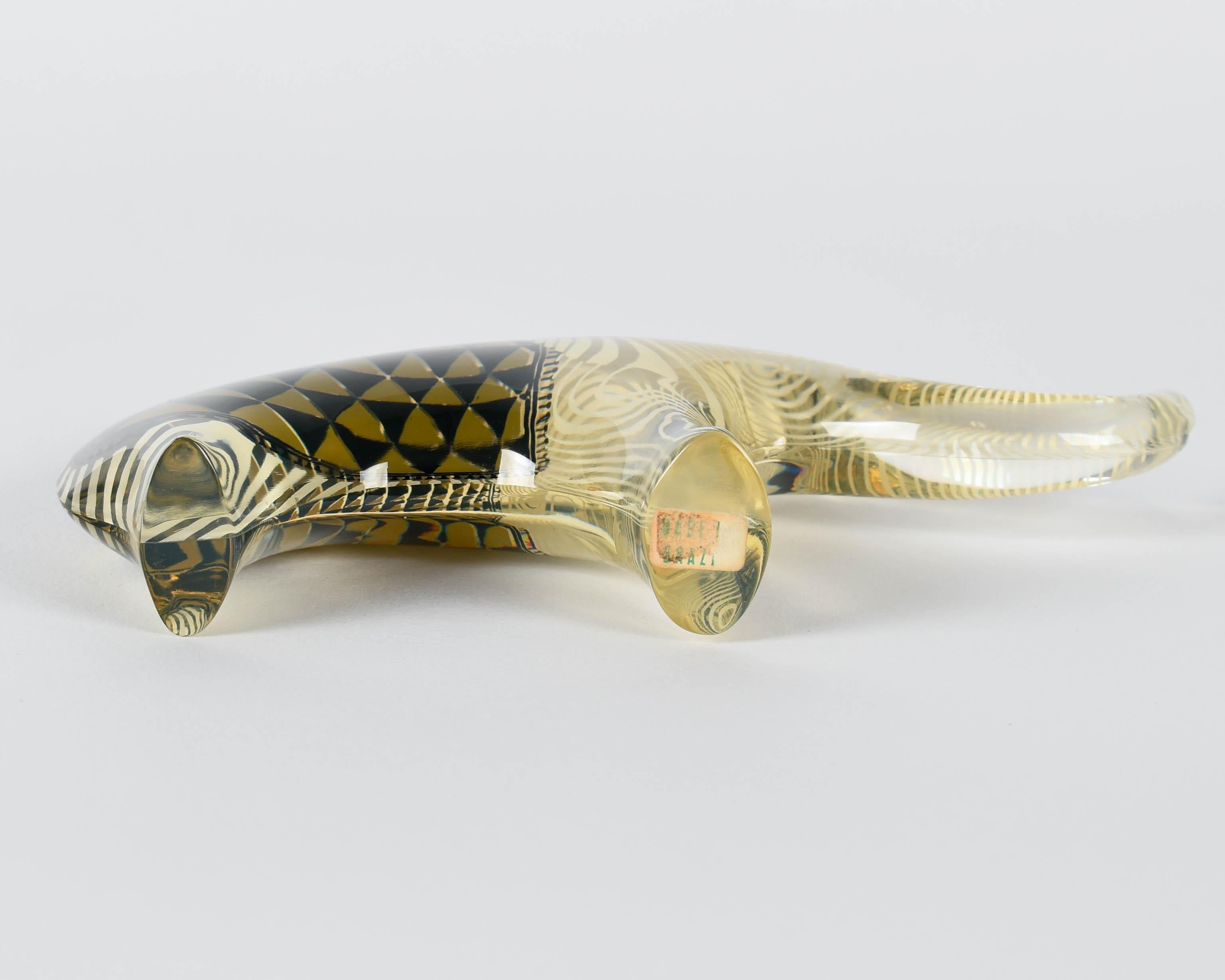 Palatnik Op Art Lucite Elefant mit brauner Decke im Angebot 3