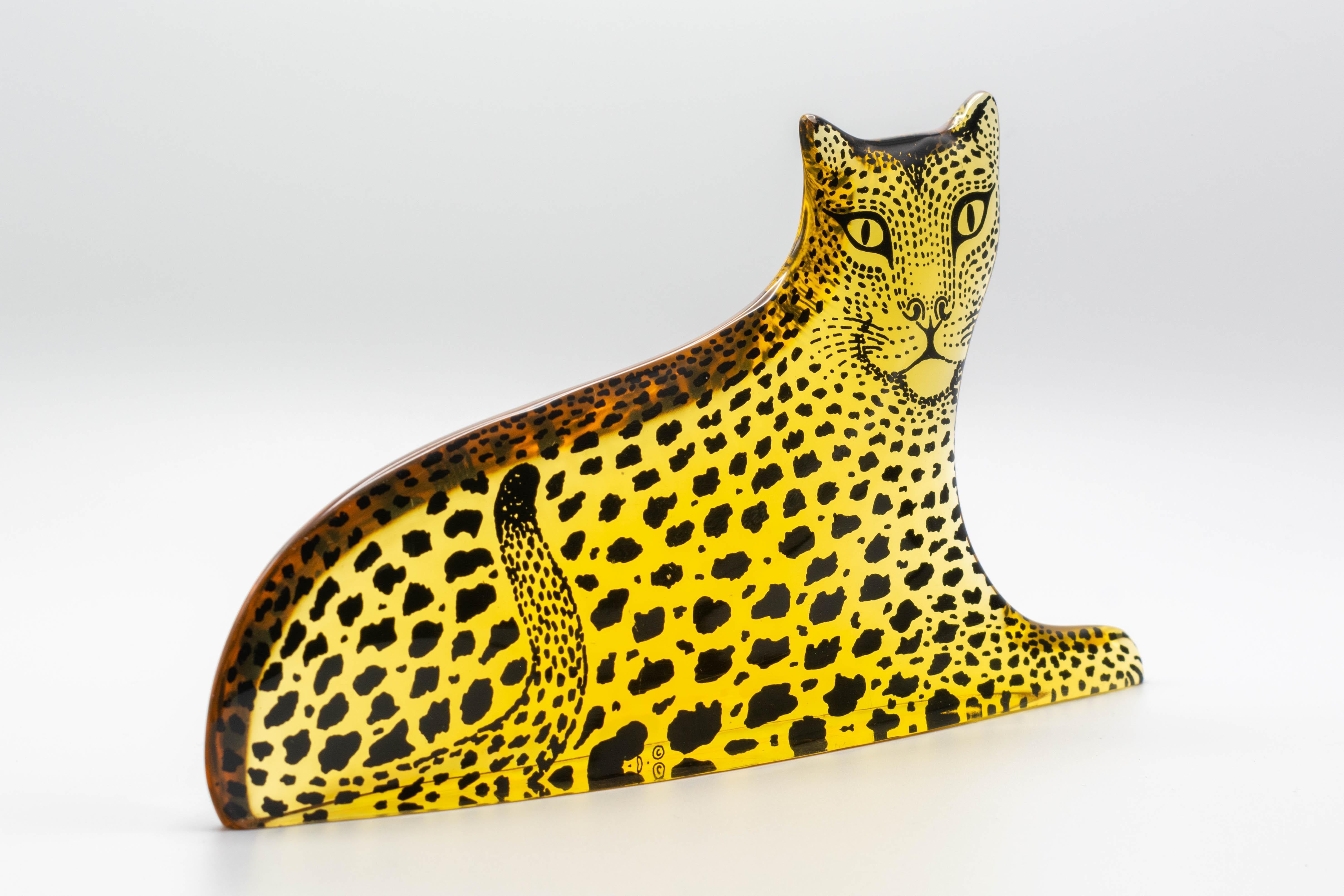 Palatnik Op Art Lucite Leopard In Good Condition In Winter Park, FL