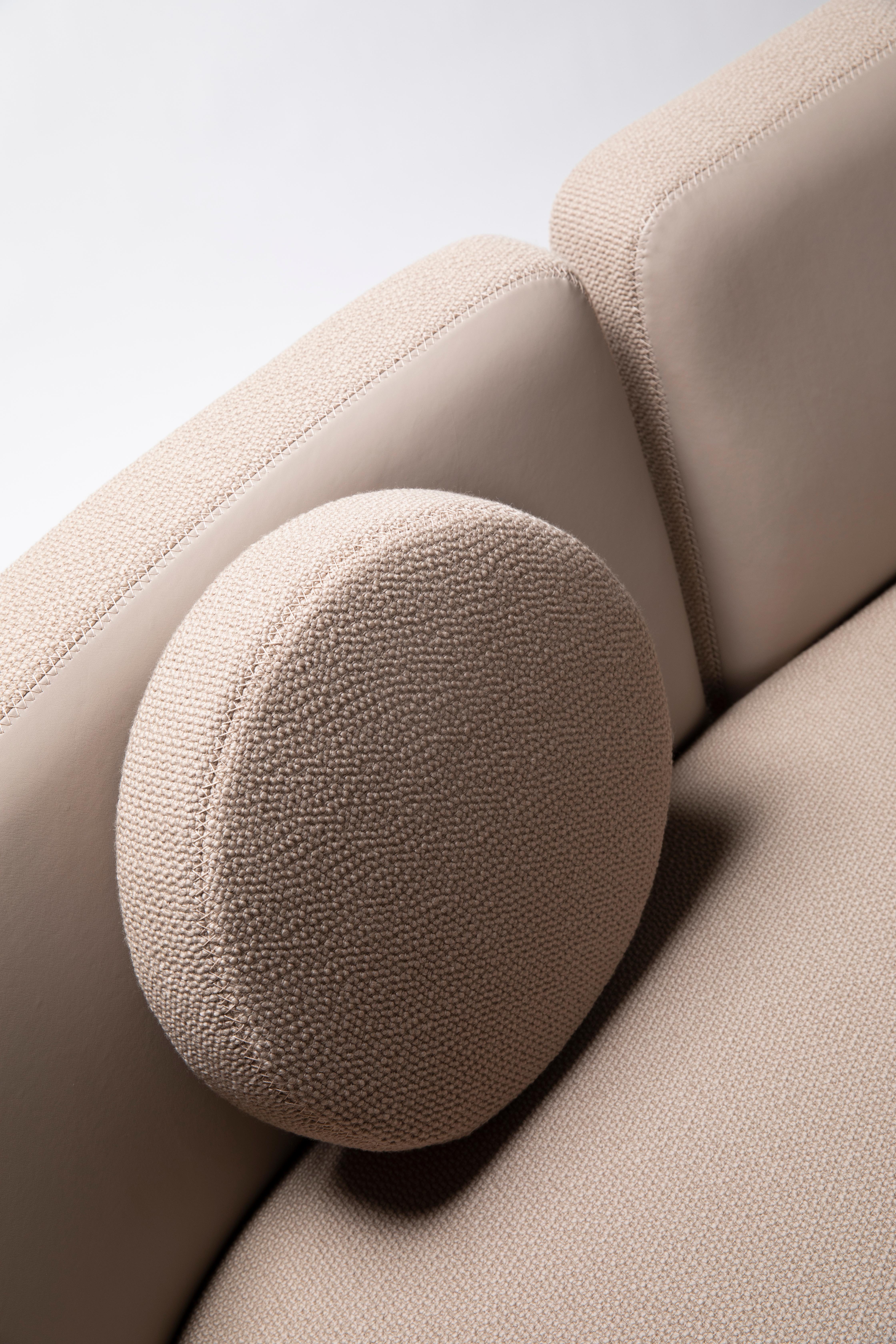 Palato Sofa von Marília Pellegrini - Zeitgenössisches Design mit organischen Formen (Brasilianisch) im Angebot