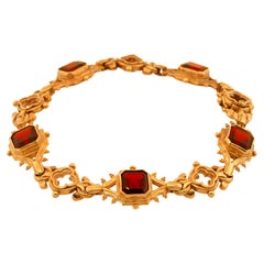 Palazzo Ducale Gothic Link Bracelet in 9kt Yellow Gold with Asscher Cut Garnets