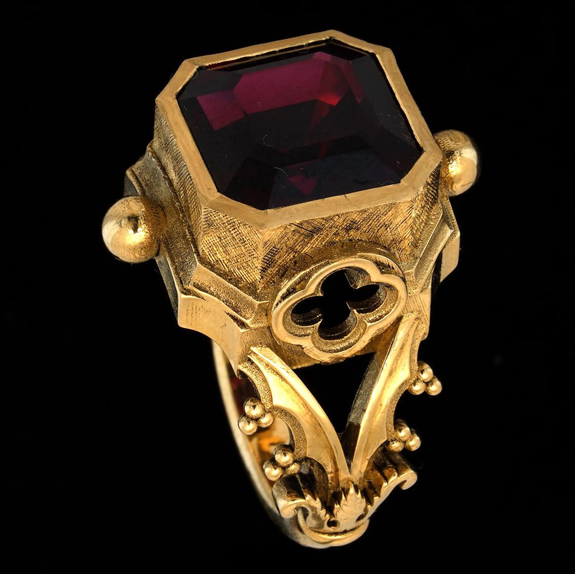 Asscher Cut Garnet & 9k Yellow Gold Antique Style Gothic Signet Ring For Sale 4