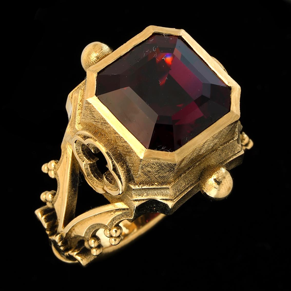 Asscher Cut Garnet & 9k Yellow Gold Antique Style Gothic Signet Ring For Sale 8