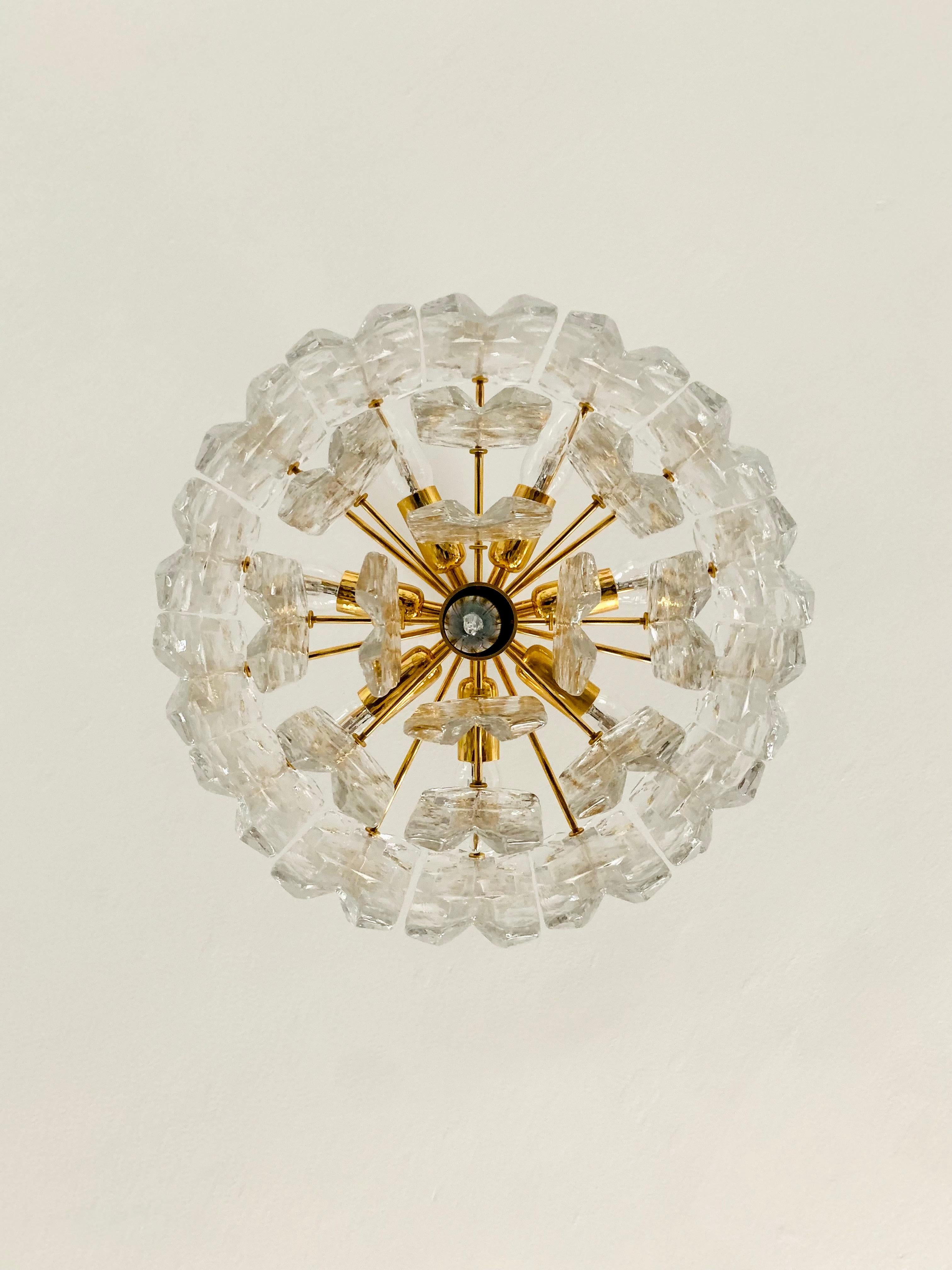 Palazzo Ice Glass Chandelier by J.T. Kalmar In Good Condition For Sale In München, DE