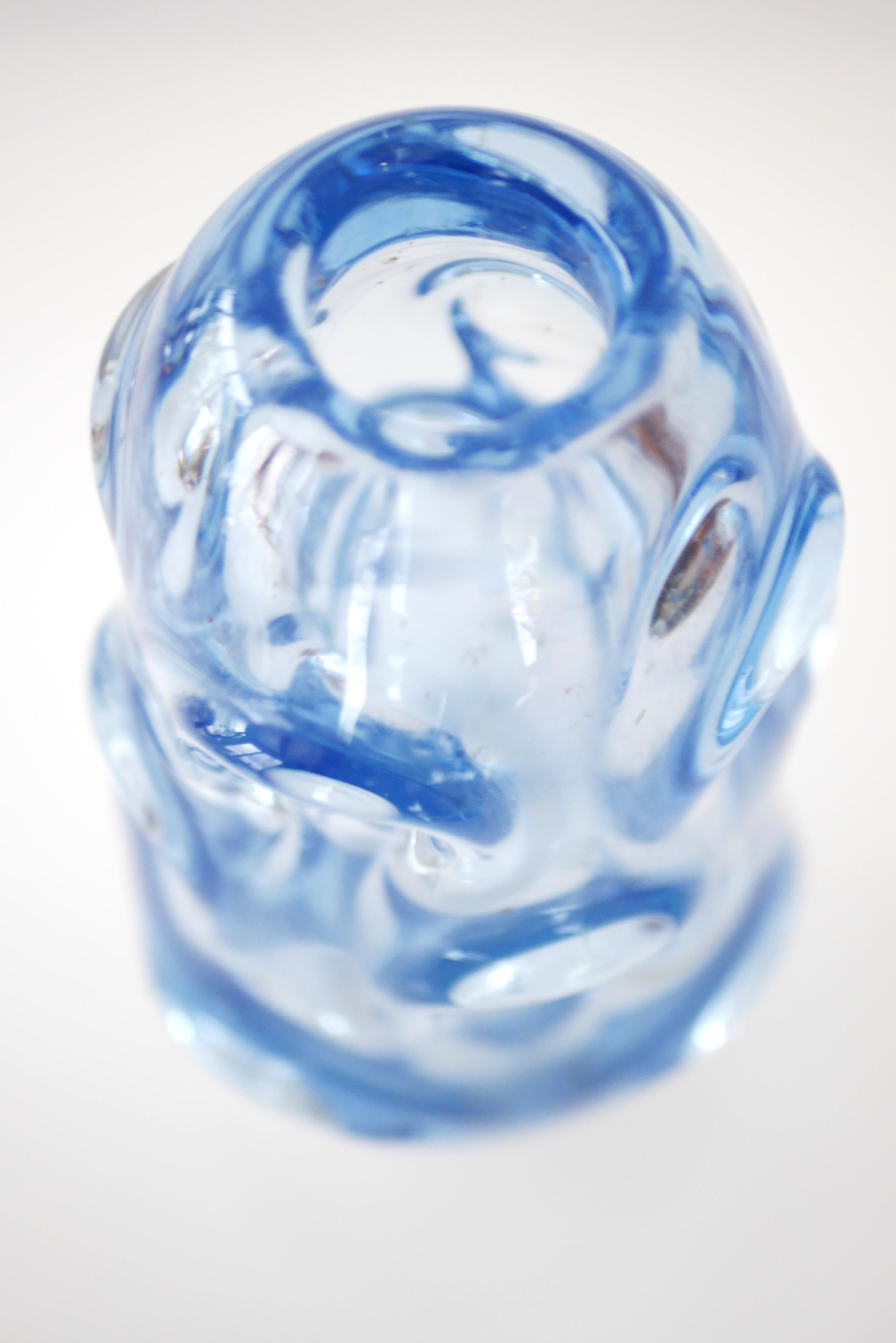 Pale Baby Blue Art Glass Vase by Börne Augustsson for Åseda, Sweden For Sale 4